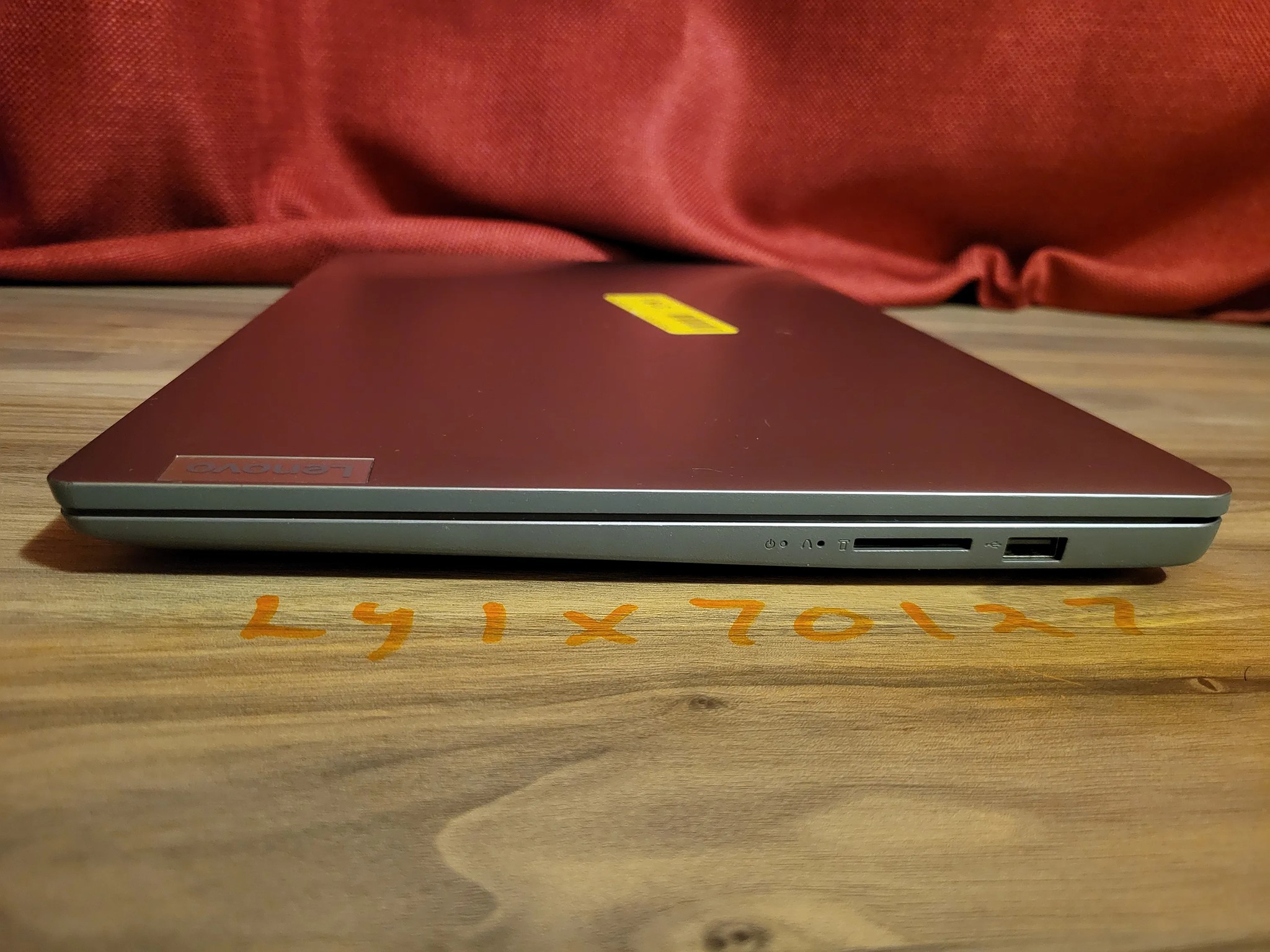 Lenovo Ideapad 3i Laptop - 15.6" FHD Touch Screen - 512GB SSD - intel i5 11th gen.