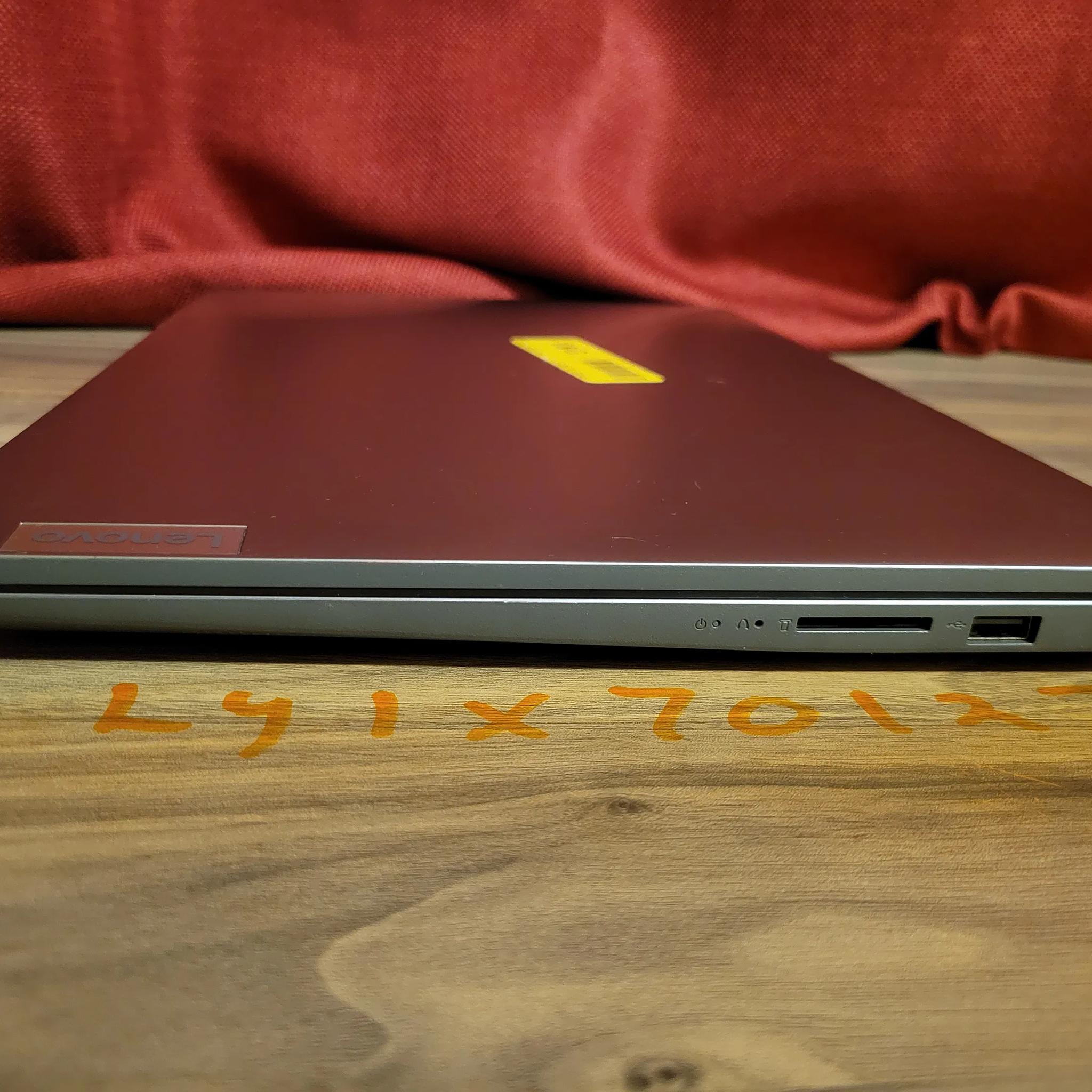Lenovo Ideapad 3i Laptop - 15.6" FHD Touch Screen - 512GB SSD - intel i5 11th gen.