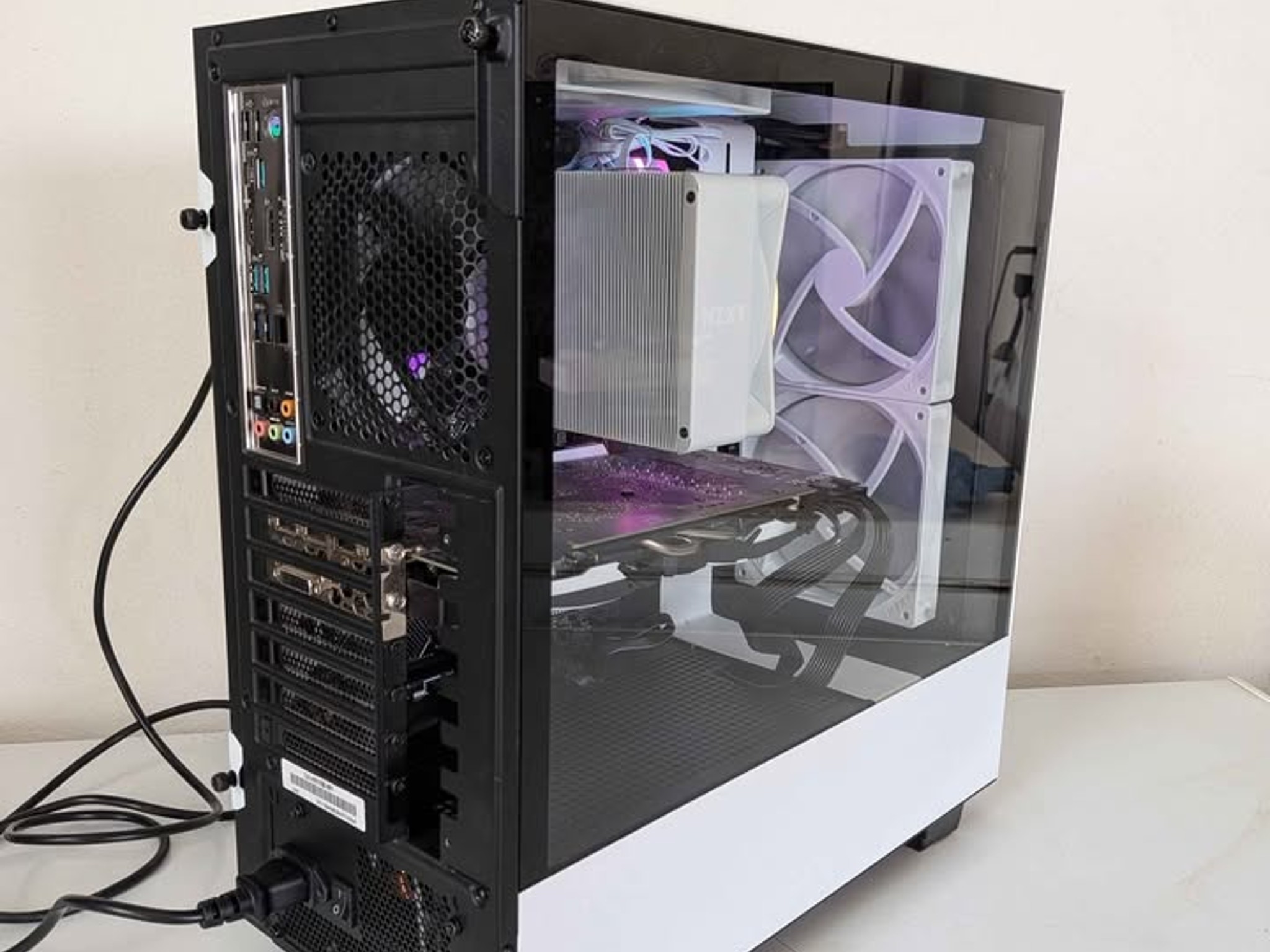 GeForce RTX 2070 Super Custom Gaming PC - Core i7-9700, 16GB RAM, 512GB SSD