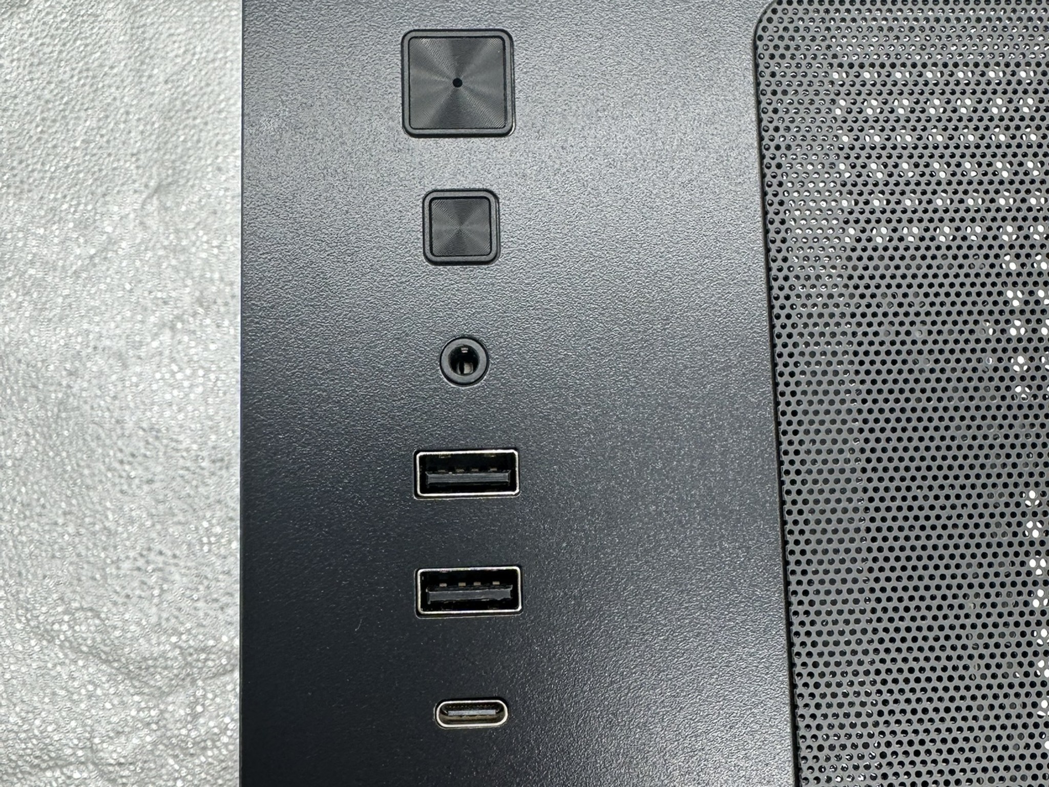 1080p Beast on a Budget | GTX 1080Ti | Intel I7 3770