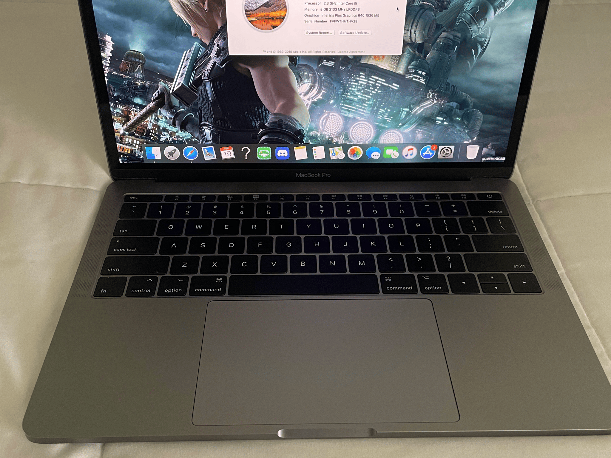 2017 MacBook Pro, barely used! Only 158 cycle counts.