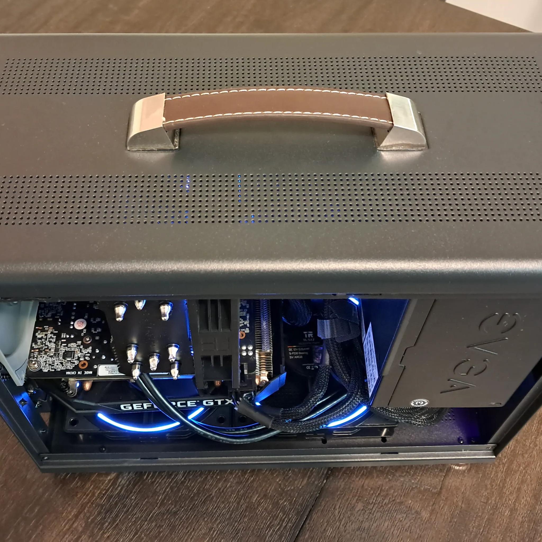🖥Mini ITX Gamer!/Lunchbox?🧰🥡 GTX 1660 Super | Intel i7-4770K 3.5-3.9 GHz | 1TB SSD