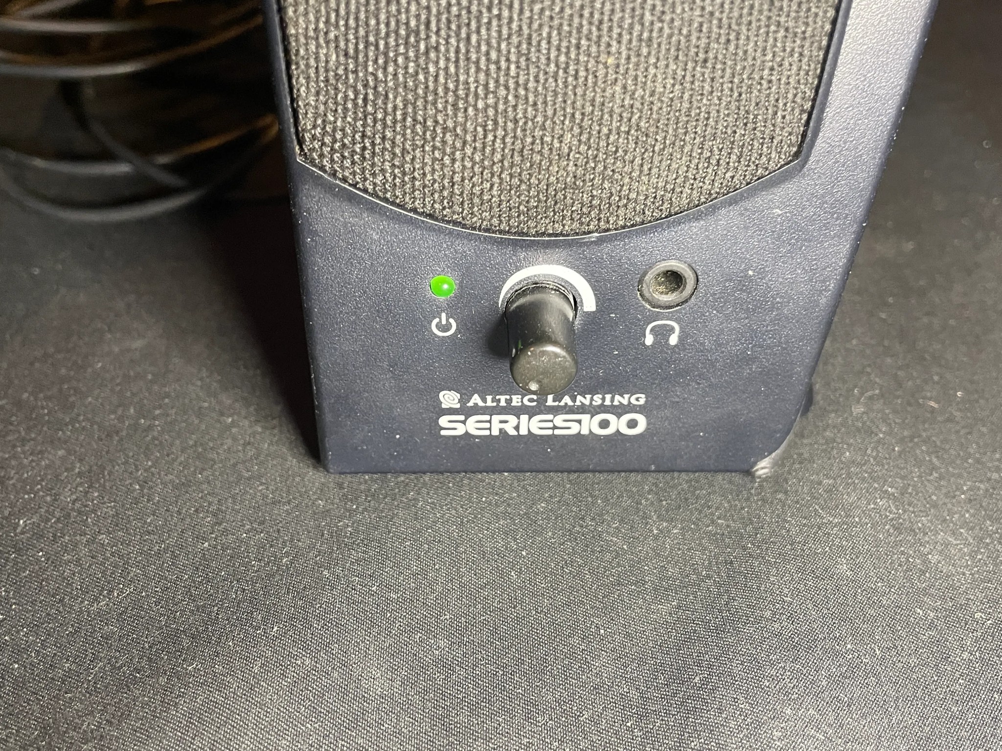 Altic Lansing series100 Speakers