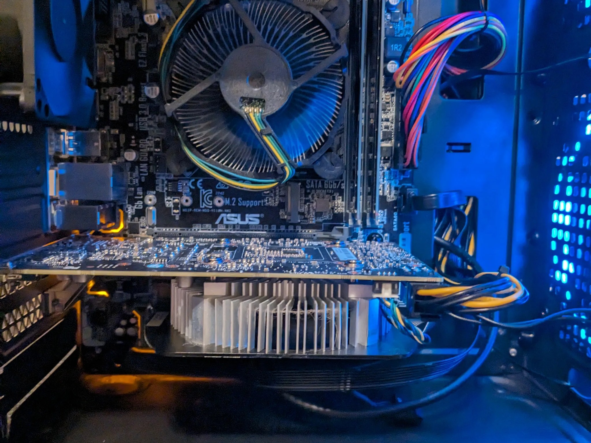 FREE SHIP || "Compact Essentials" || i5-6600, 16GB DDR4, GTX 1060 3GB, 480GB SSD, RGB, WiFi, Win11