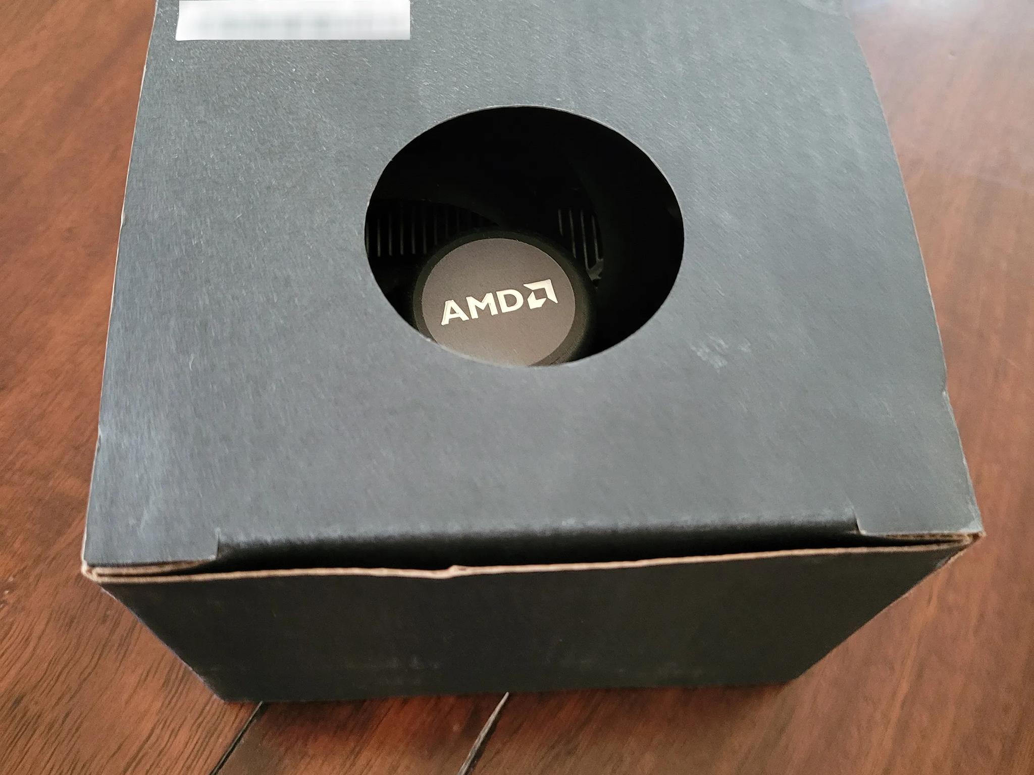 AMD Ryzen 7 2700 8-Core Processor (with Wraith Spire LED Cooler) NO OG BOX