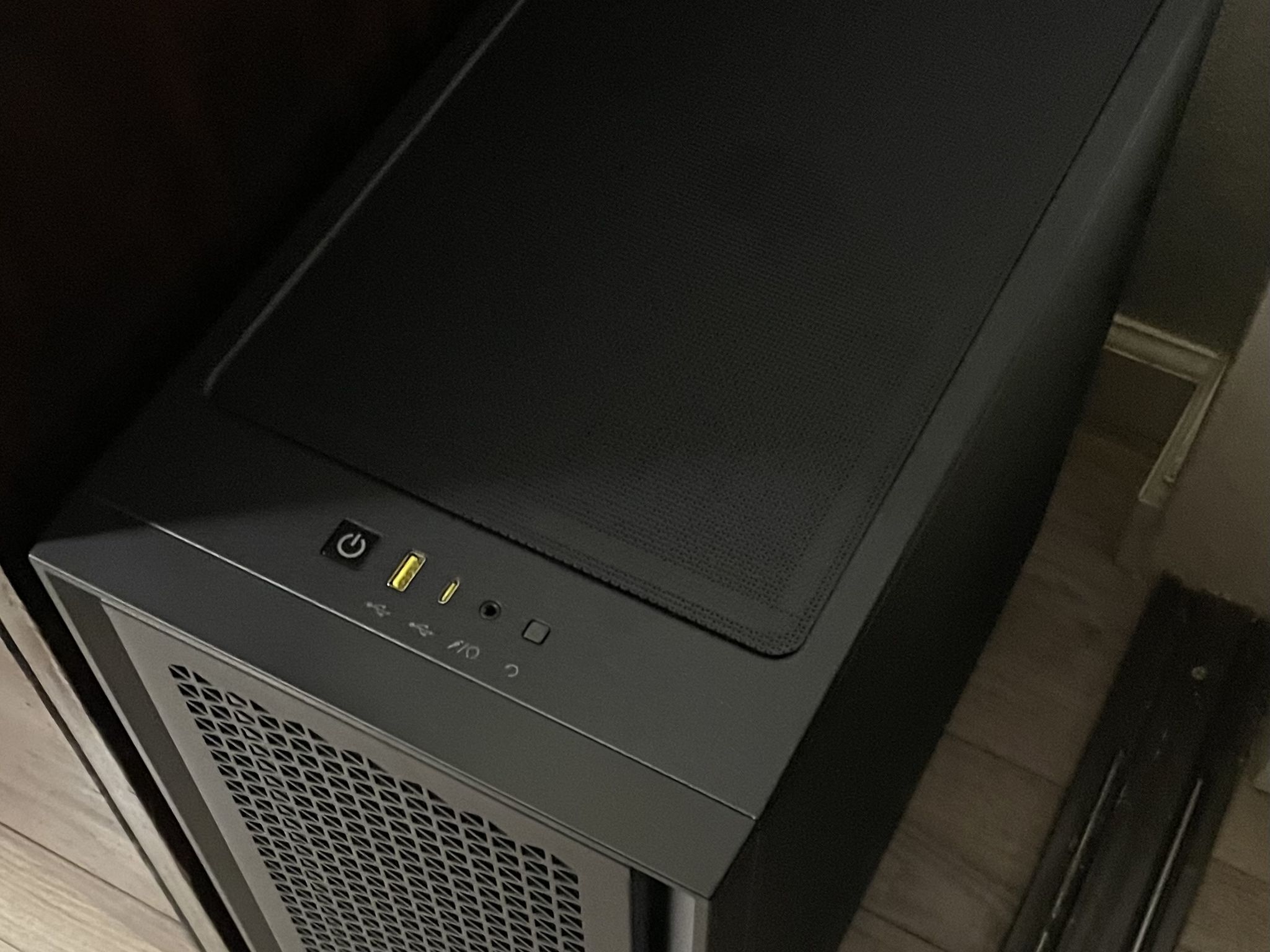 Corsair 4000D Airflow Mid-Tower ATX Case