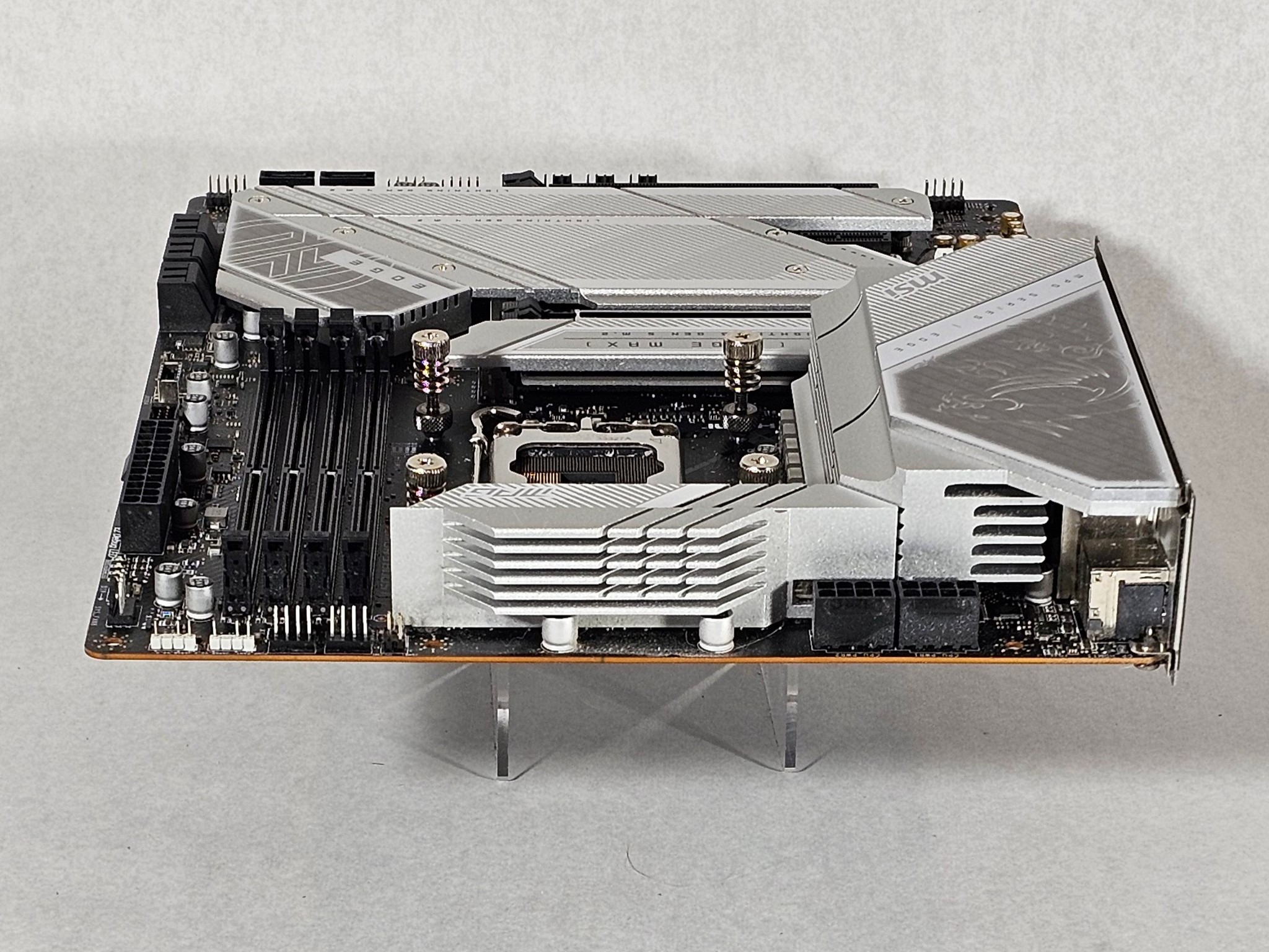 MSI MPG Z790 EDGE WIFI ATX Motherboard