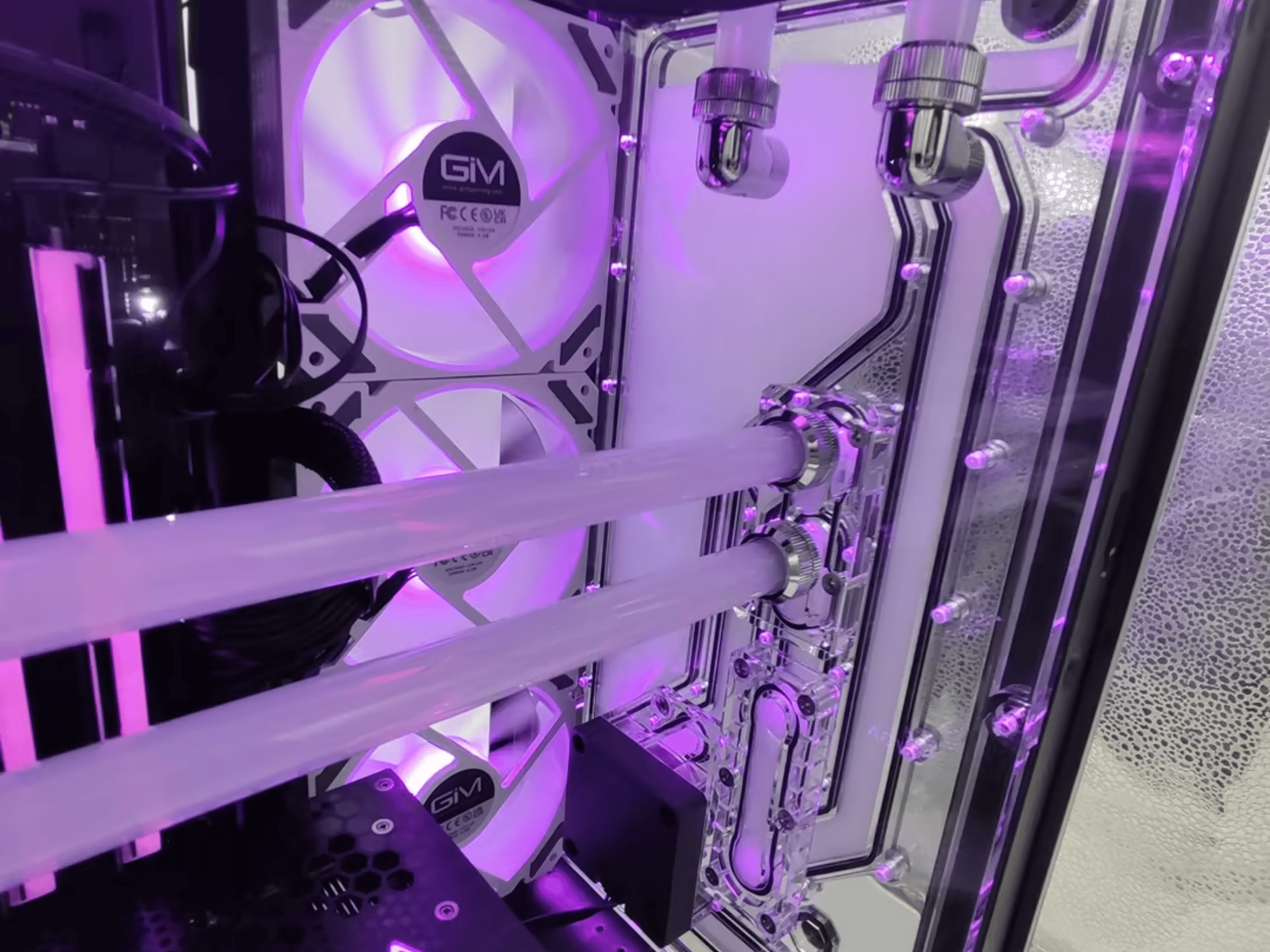 Custom Loop Ryzen 5800X3D | RTX 3080 Ti | 32GB 3600MHz | 1TB NVME | O11 Dynamic w/Distroplate