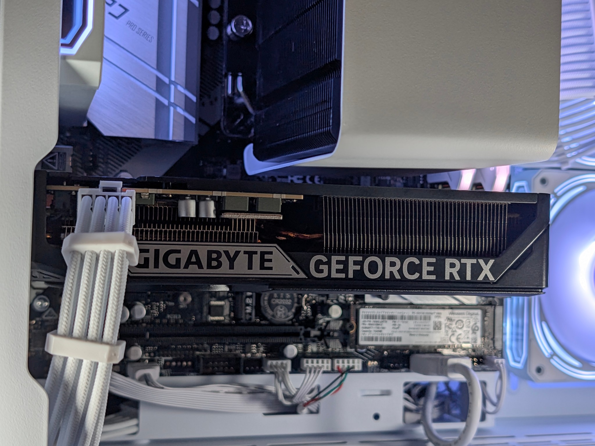 ❄️ Ryzen 5 3600 | RTX 5060 | 16GB DDR4 | 1TB SSD | Gaming PC