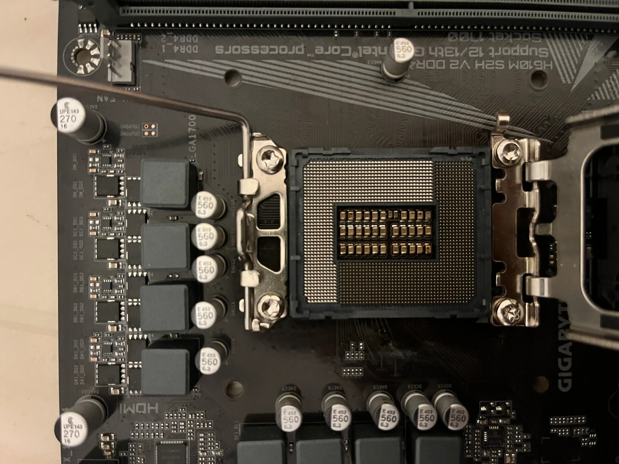 GIGABYTE H610M S2H V2 DDR4 (LGA 1700/ Micro ATX/ DDR4/ Single M.2/ PCIe 4.0/ USB 3.2 Gen1)
