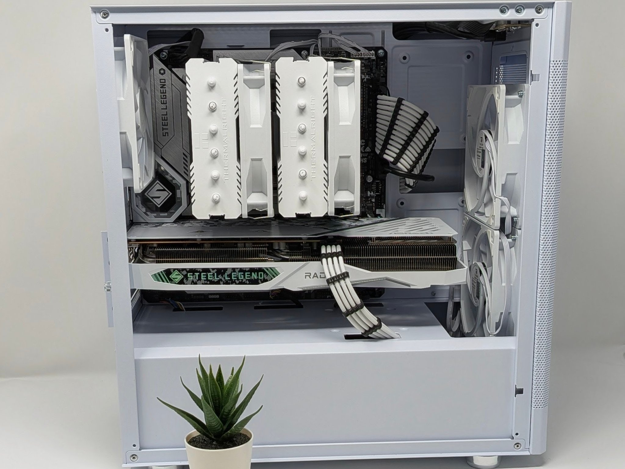 Silent Night | Intel i5-14400F | RX 7600 | 32gb RAM DDR 5 | Silicon Power UD 90 1TB M.2