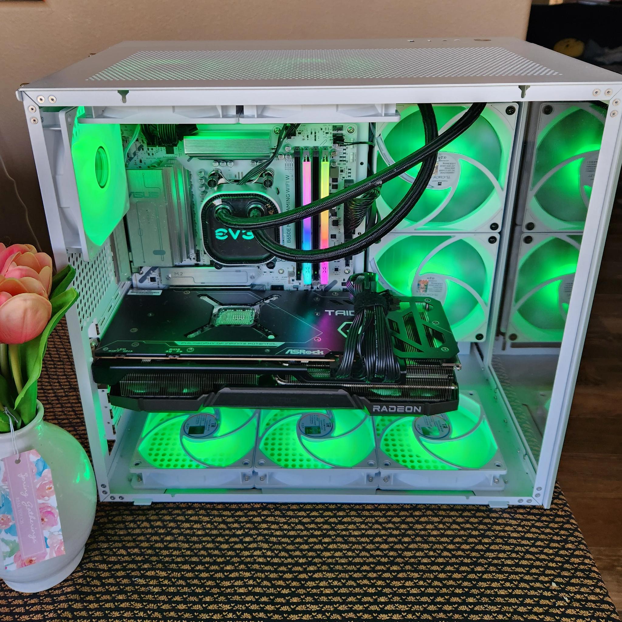 32 Gb ram, 9070 XT paired with a brand new 9600x, ASUS B650E Max Gaming wifi