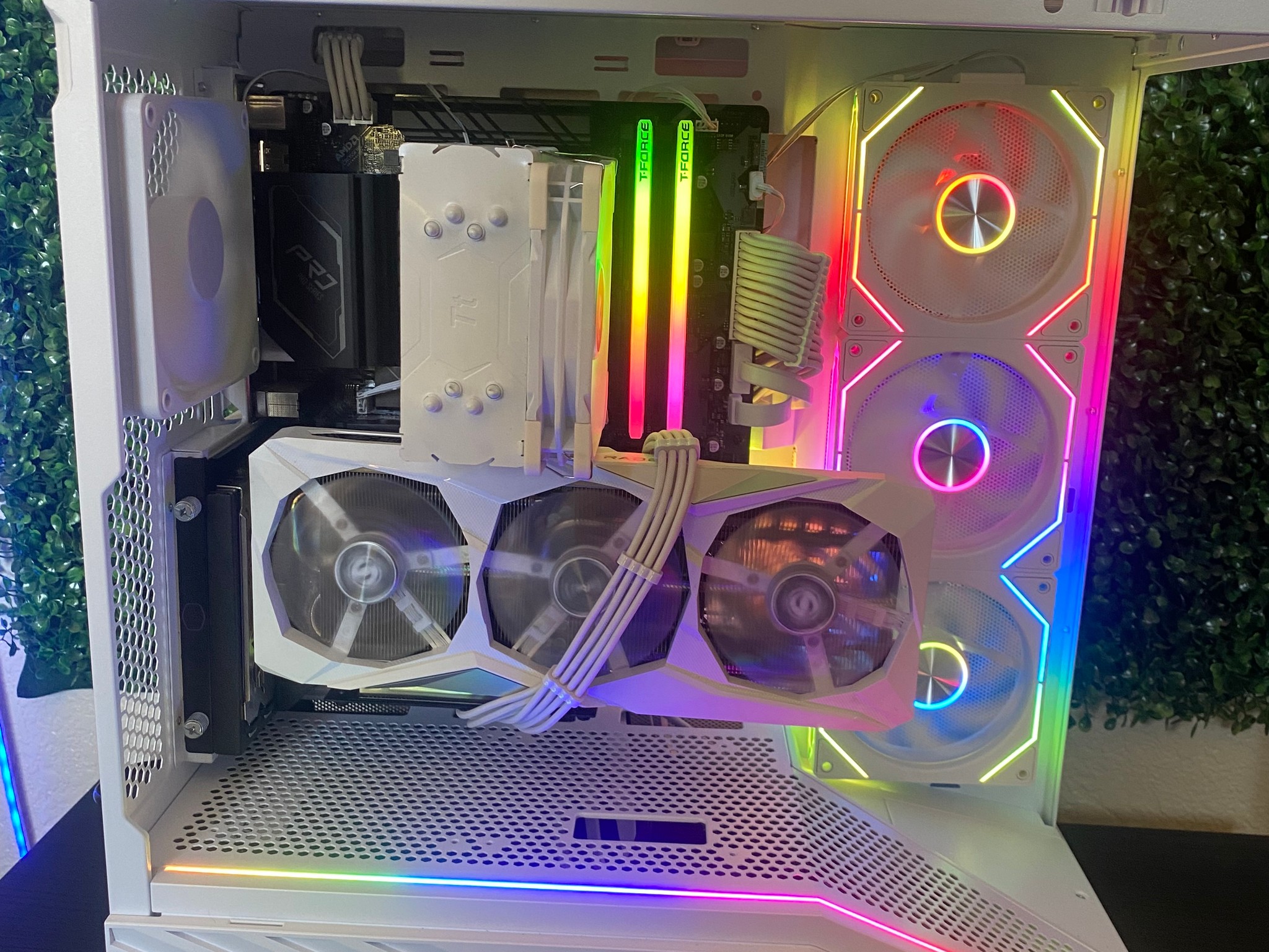 Radeon RX 7600 Custom Gaming PC - Core i7-12700KF, 16GB RAM