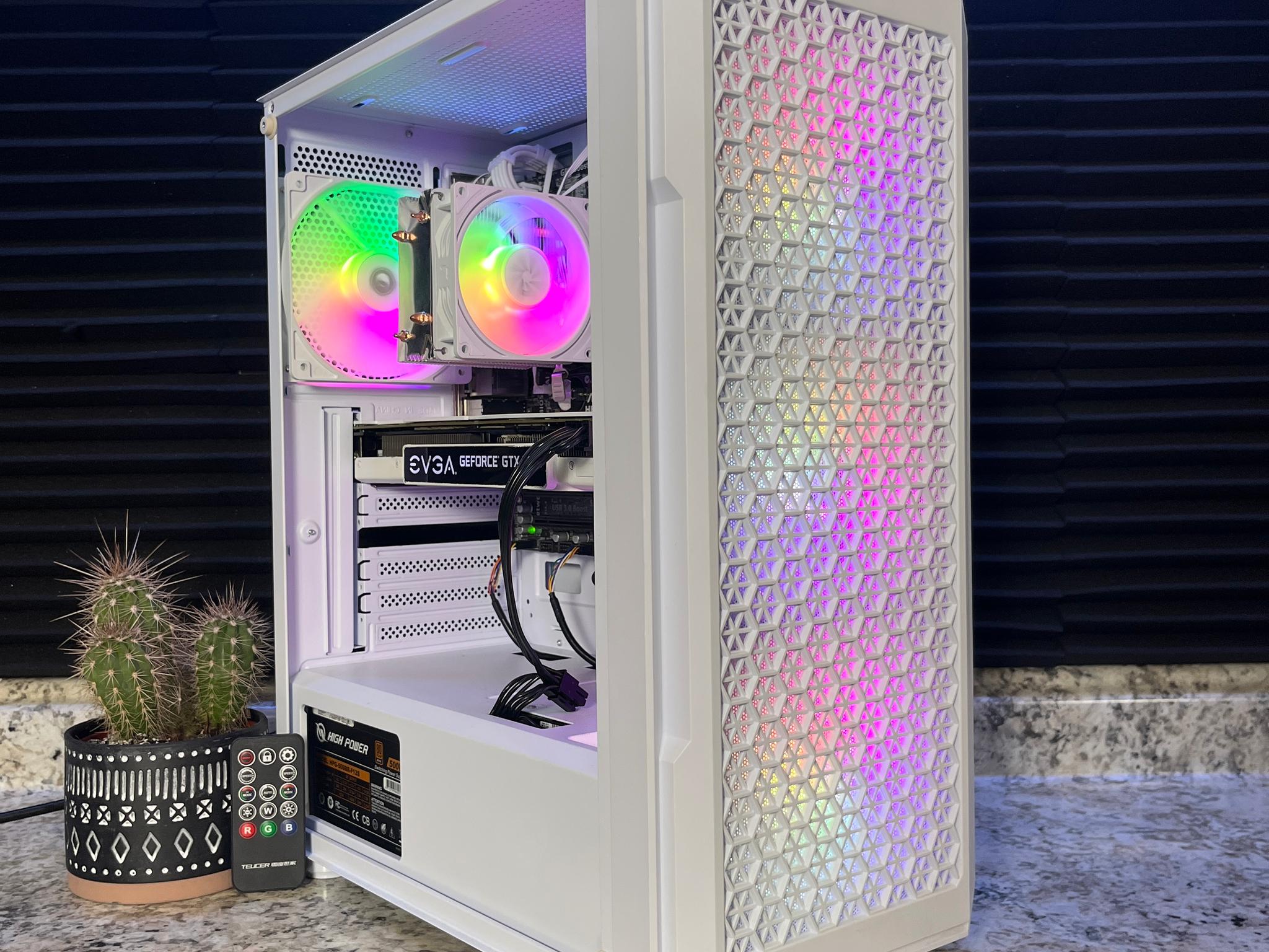 White RGB Gaming PC | i7 4770* + GTX 1060 6GB | 16GB