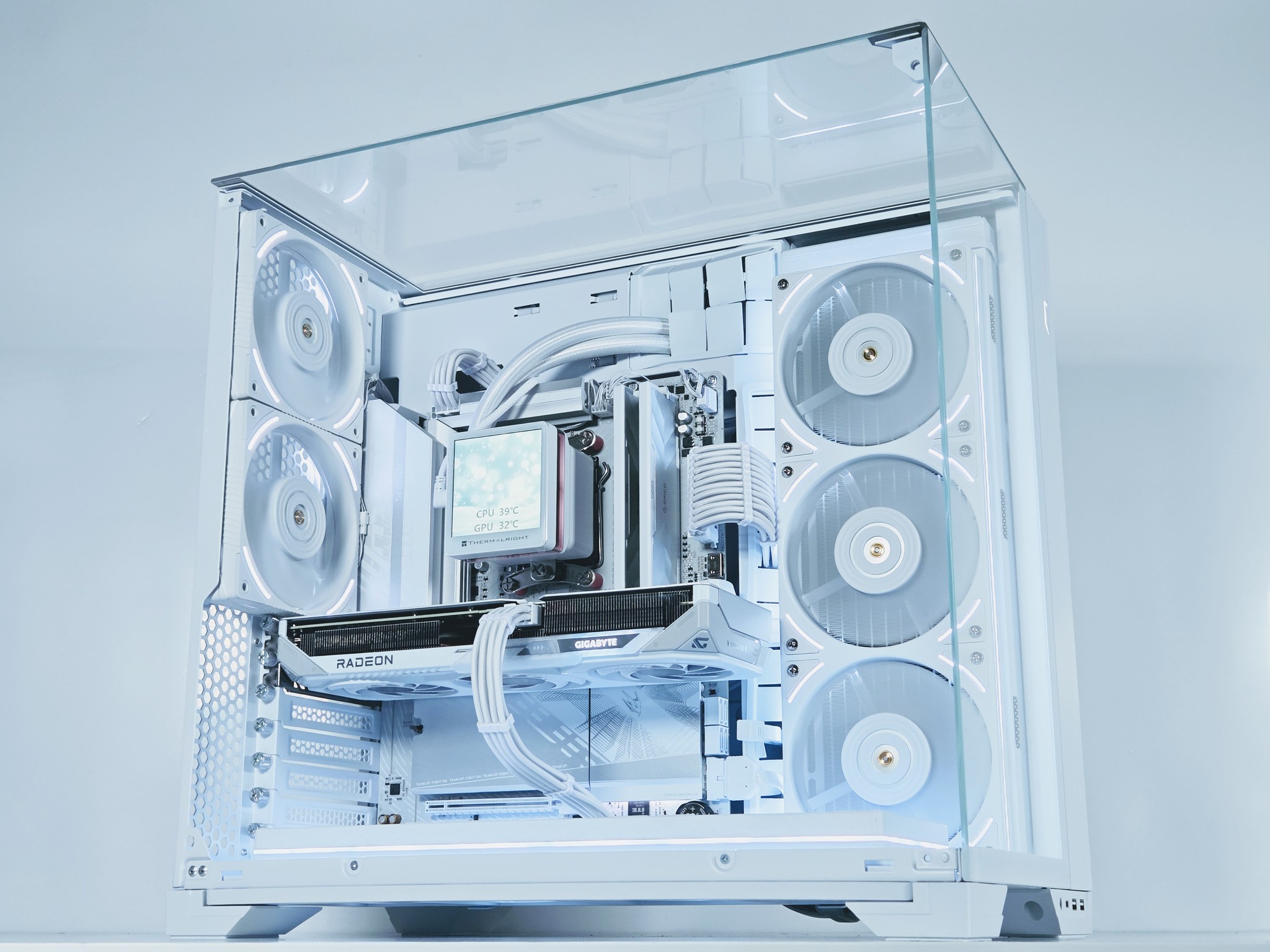 🪐.𖥔 ݁ ˖Celestia 2|| Ultimate All AMD Gaming PC!🌌AMD RX 9070 XT 16GB🌌AMD Ryzen 7 9800X3D 8 core🌌