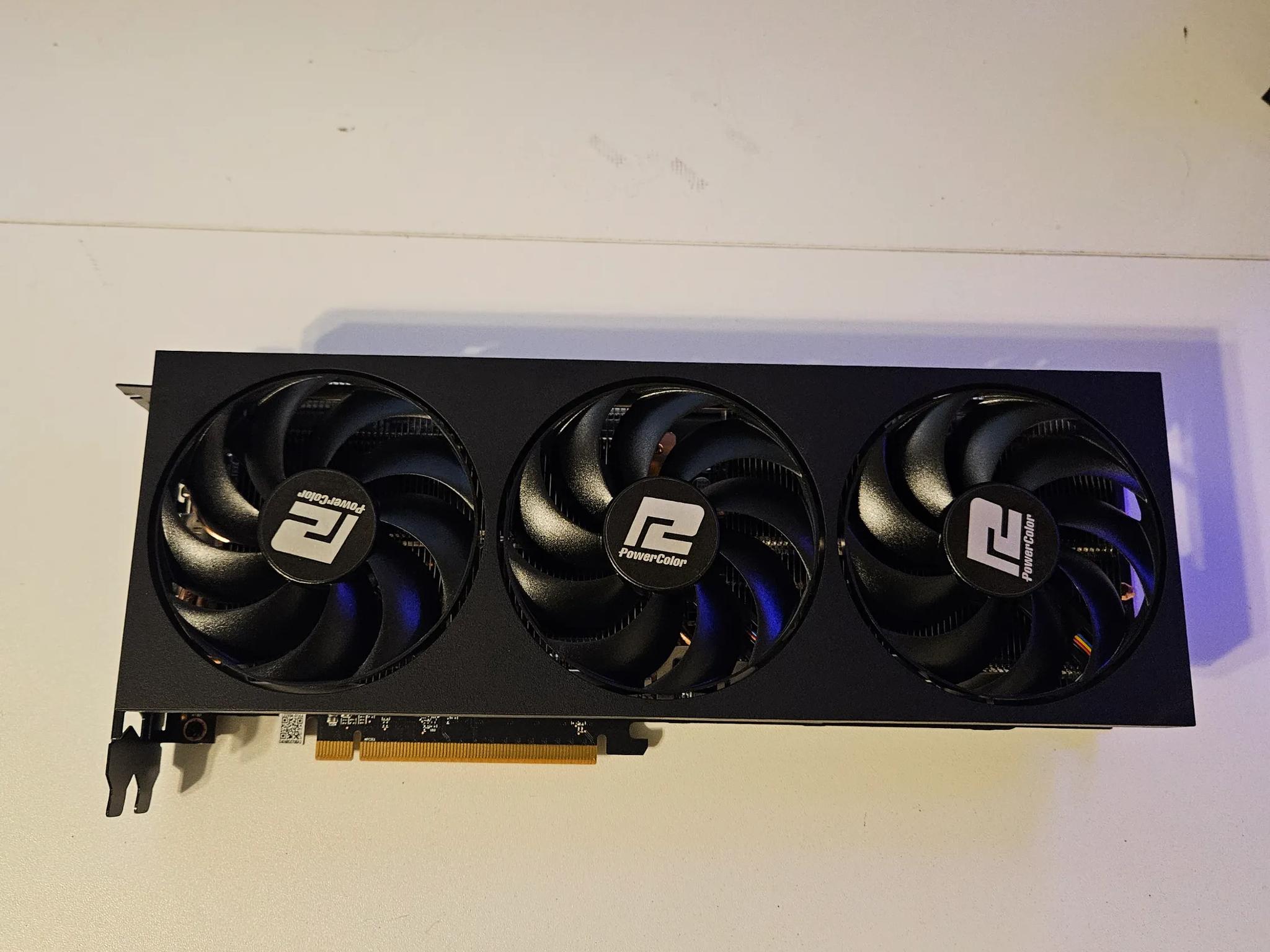 Powercolor fighter Radeon 7800 xt 16G