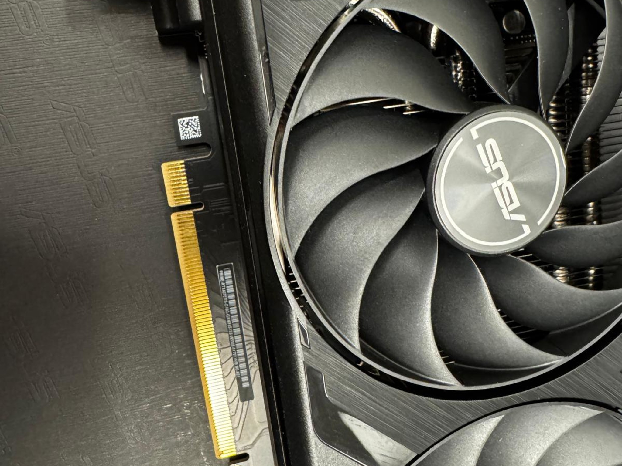 ASUS SFF-Ready Prime GeForce RTX™ 4070 Ti Super