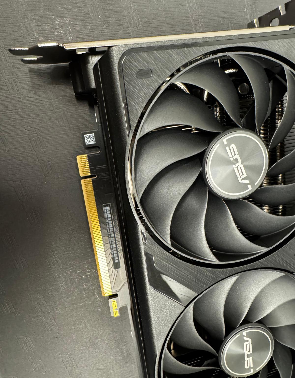 ASUS SFF-Ready Prime GeForce RTX™ 4070 Ti Super