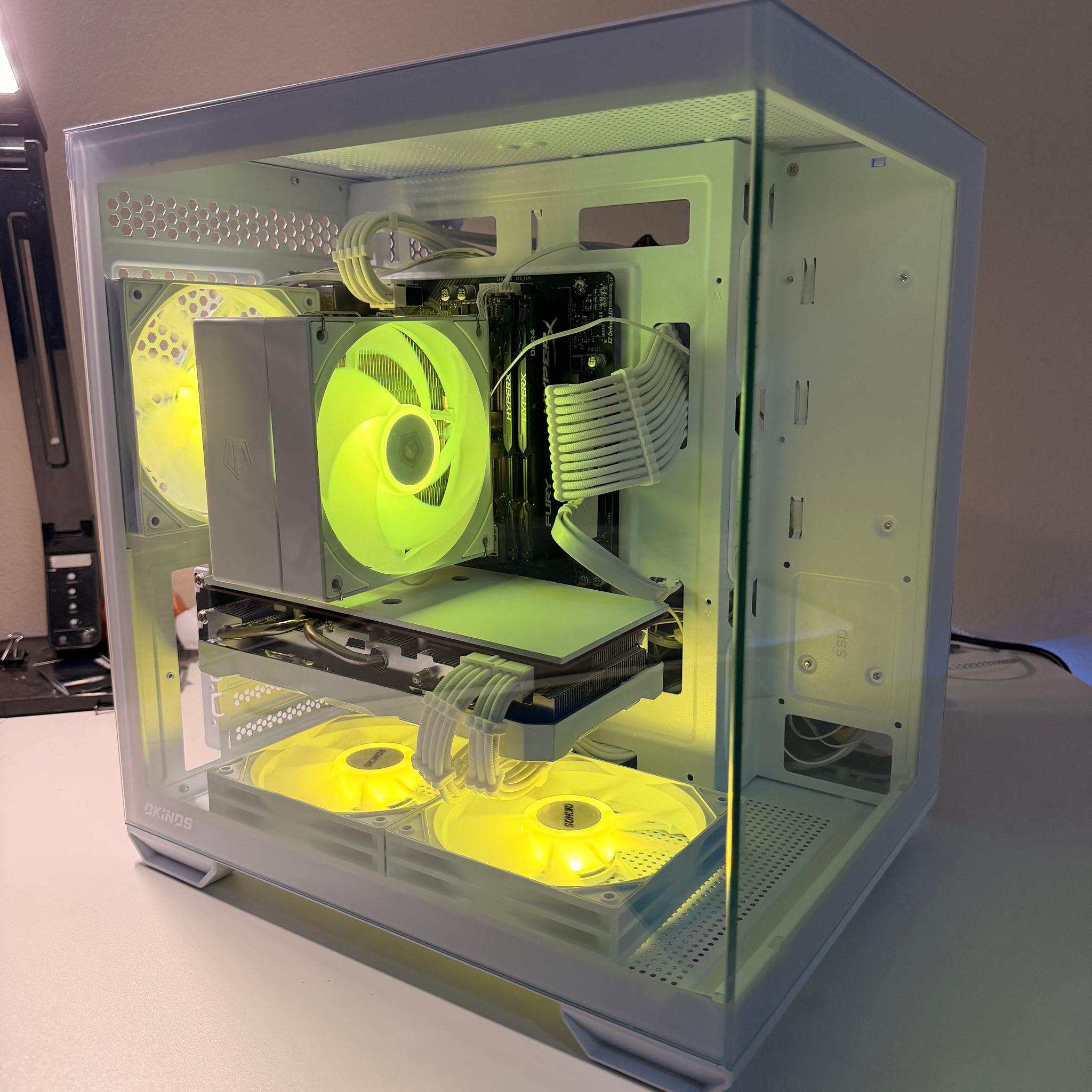 White Gaming PC | RX 5700 XT | 1.75 TB storage | 16gb ddr4 | INTEL i5-9600k