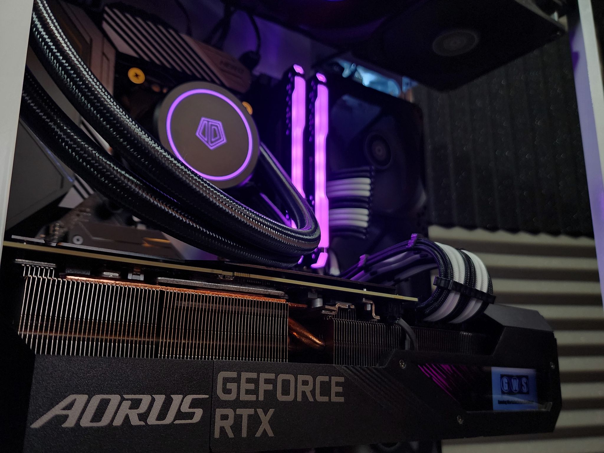 🤍💜🖤 Gigabyte RTX 3080 // Intel Core i9 9900K // Corsair Vengeance RGB 32GB 3200MHz