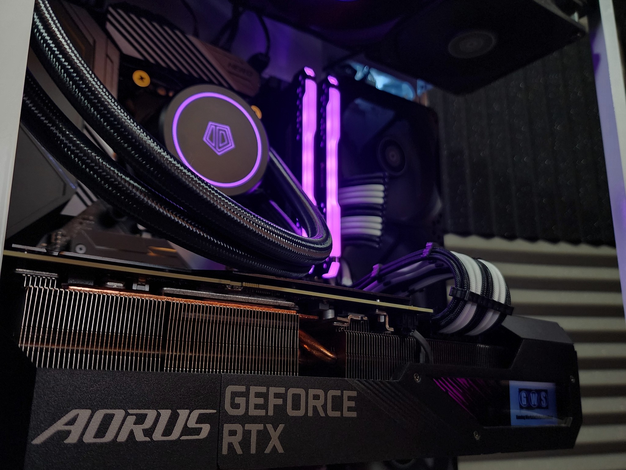 🤍💜🖤 Gigabyte RTX 3080 // Intel Core i9 9900K // Corsair Vengeance RGB 32GB 3200MHz