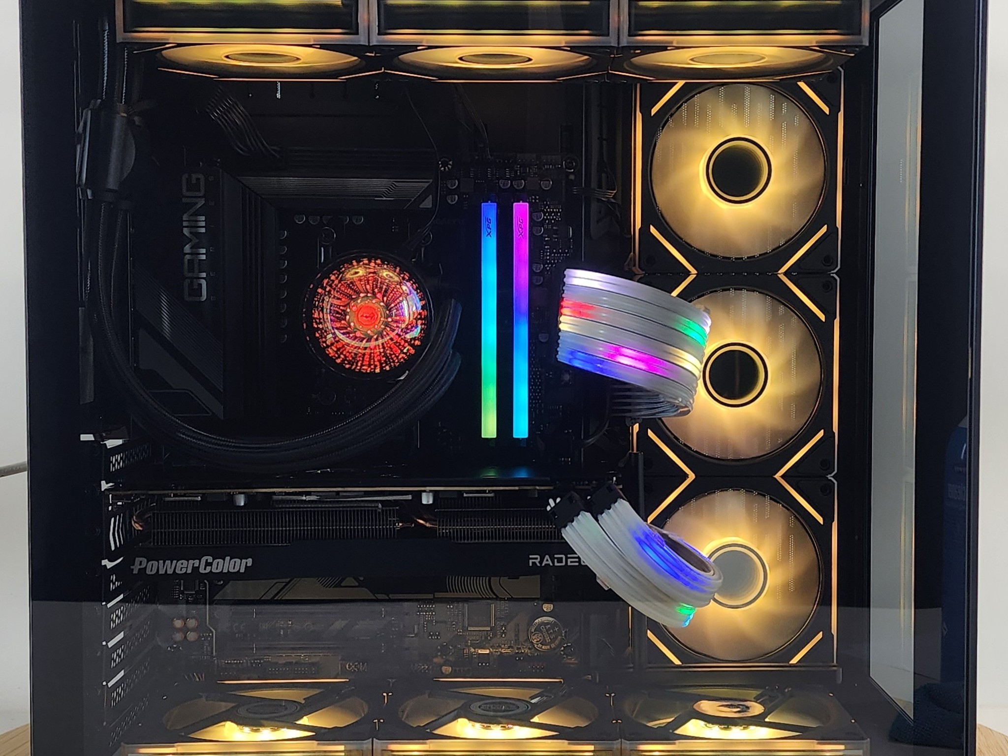 Gaming PC Ryzen 7 7700 32GB RAM 1TB SSD RX 7800 XT 16GB Windows 11 Computer