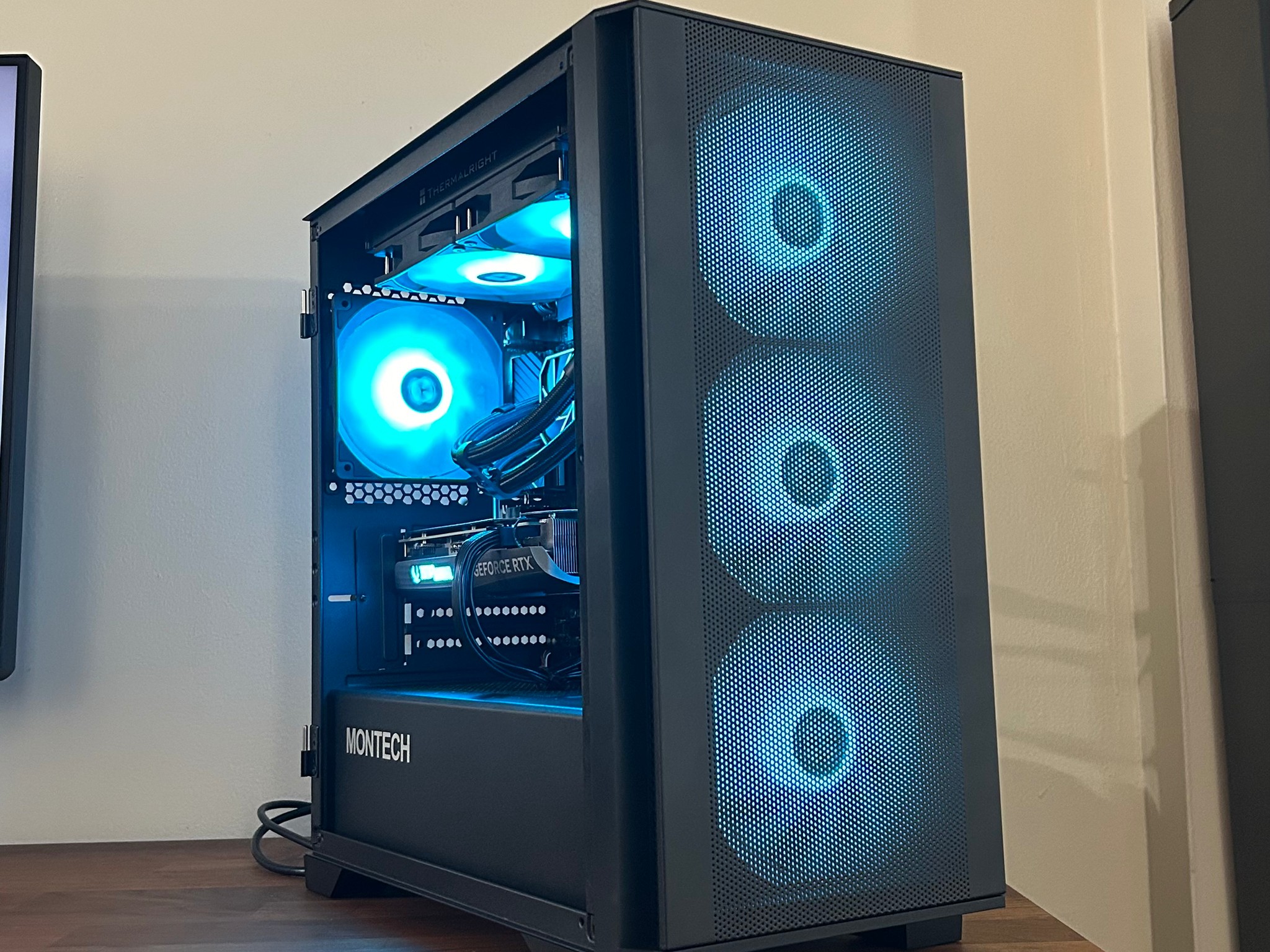 **SALE** RTX 4070 | Intel i5 12400 | 32GB DDR4 | WiFi | The Aviator