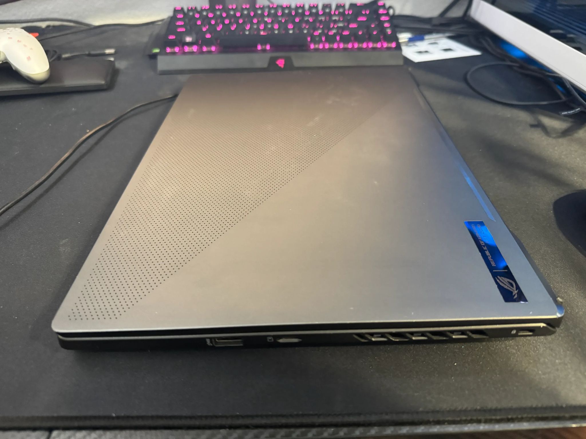 ASUS ROG Zephyrus 15.6" 165Hz Gaming Laptop-AMD Ryzen 9-16GB DDR5 Memory-NVIDIA GeForce RTX 3060