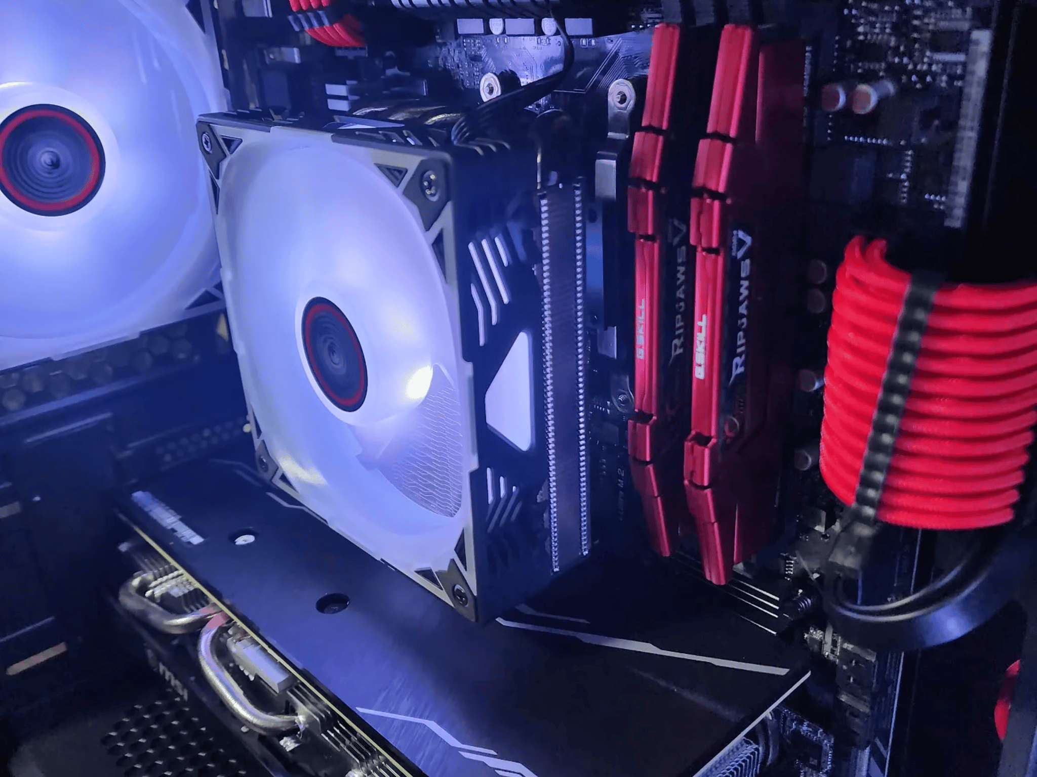 🔺️💠🔺️ AMD Ryzen 5 3500X // AMD Radeon RX 5700XT // G.SKILL Ripjaws 16GB 2400MHz