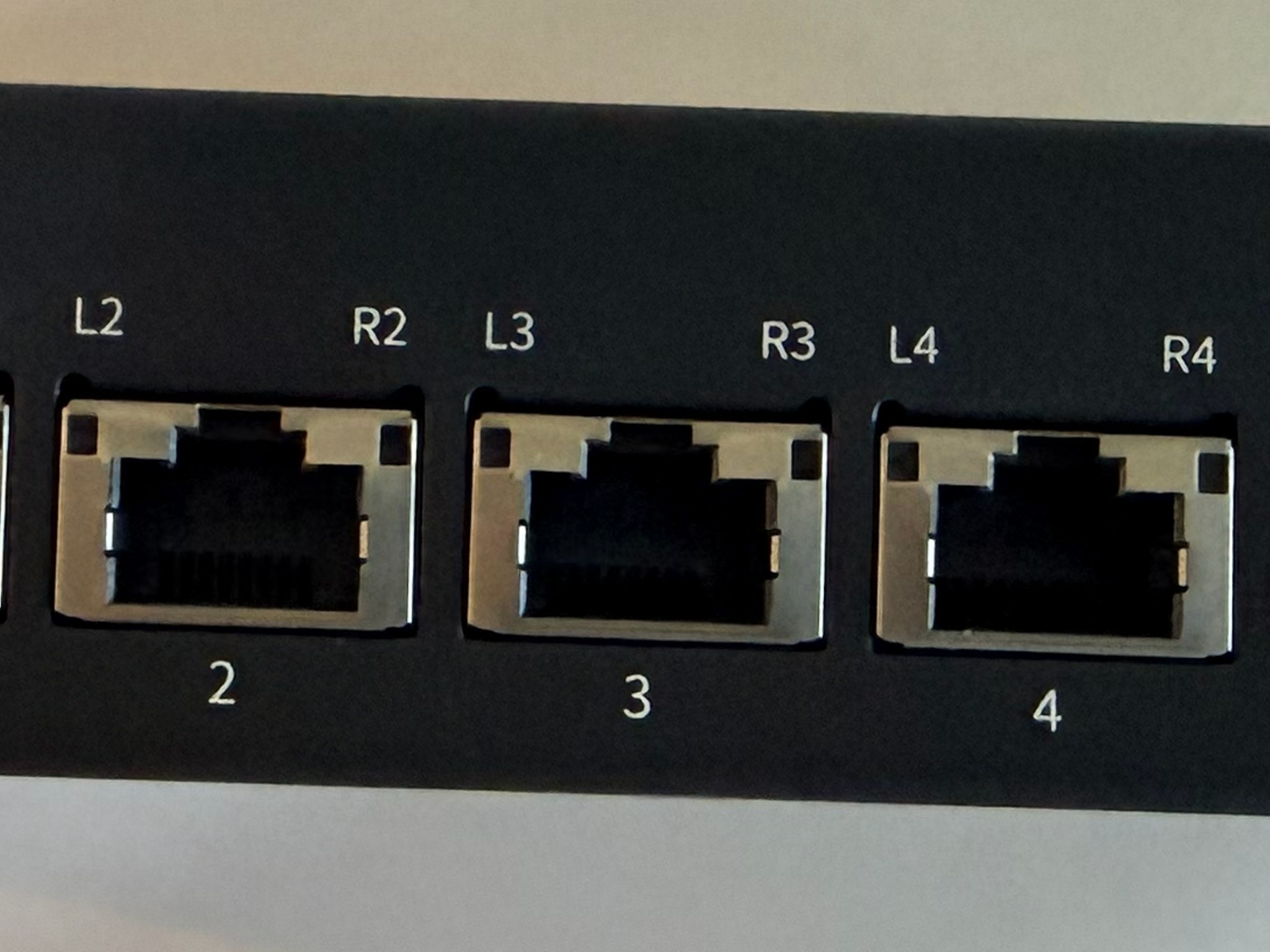 5-Port 10G Ethernet Switch 10000M Network Switch RJ45 Network Hub Splitter TL-ST1005