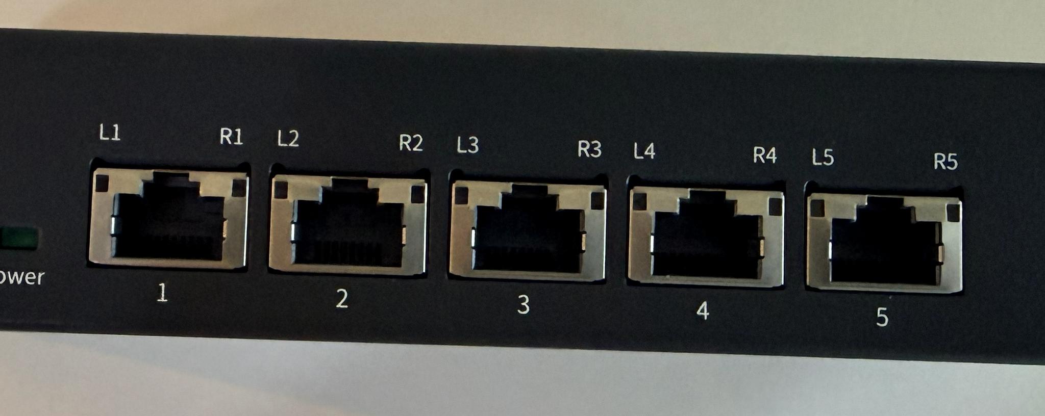 5-Port 10G Ethernet Switch 10000M Network Switch RJ45 Network Hub Splitter TL-ST1005