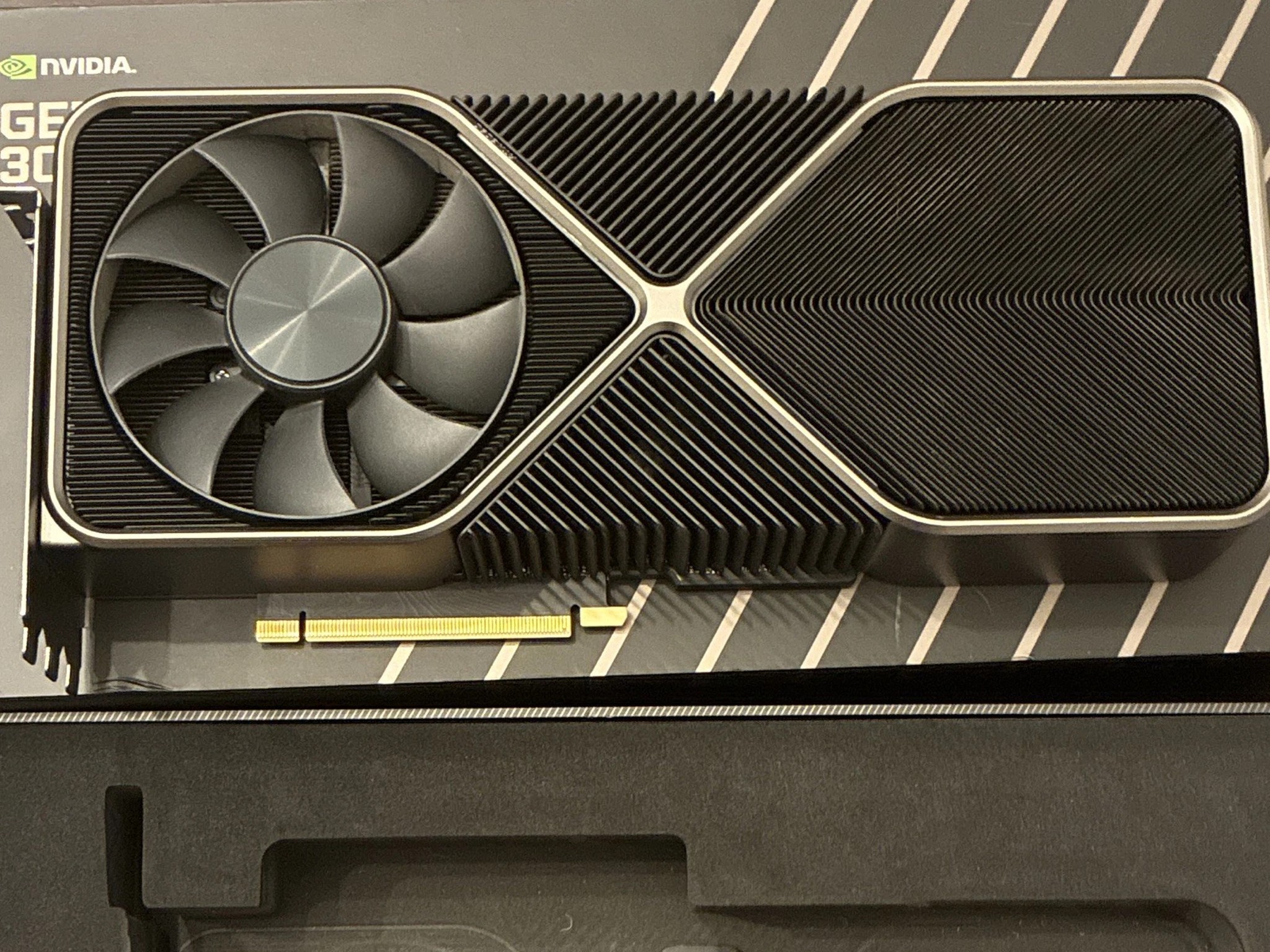 NVIDIA Founders Edition GeForce RTX 3090