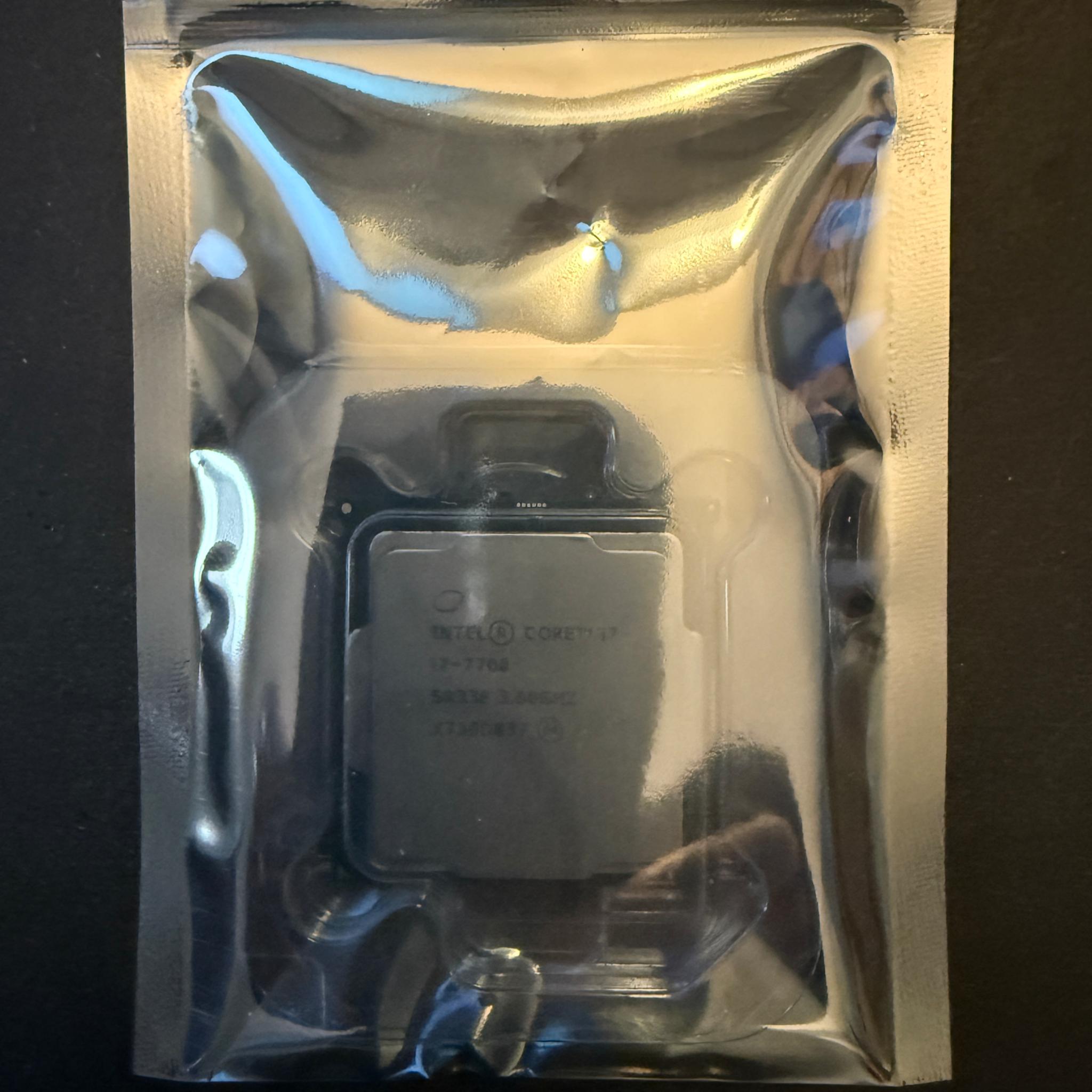 Intel i7-7700