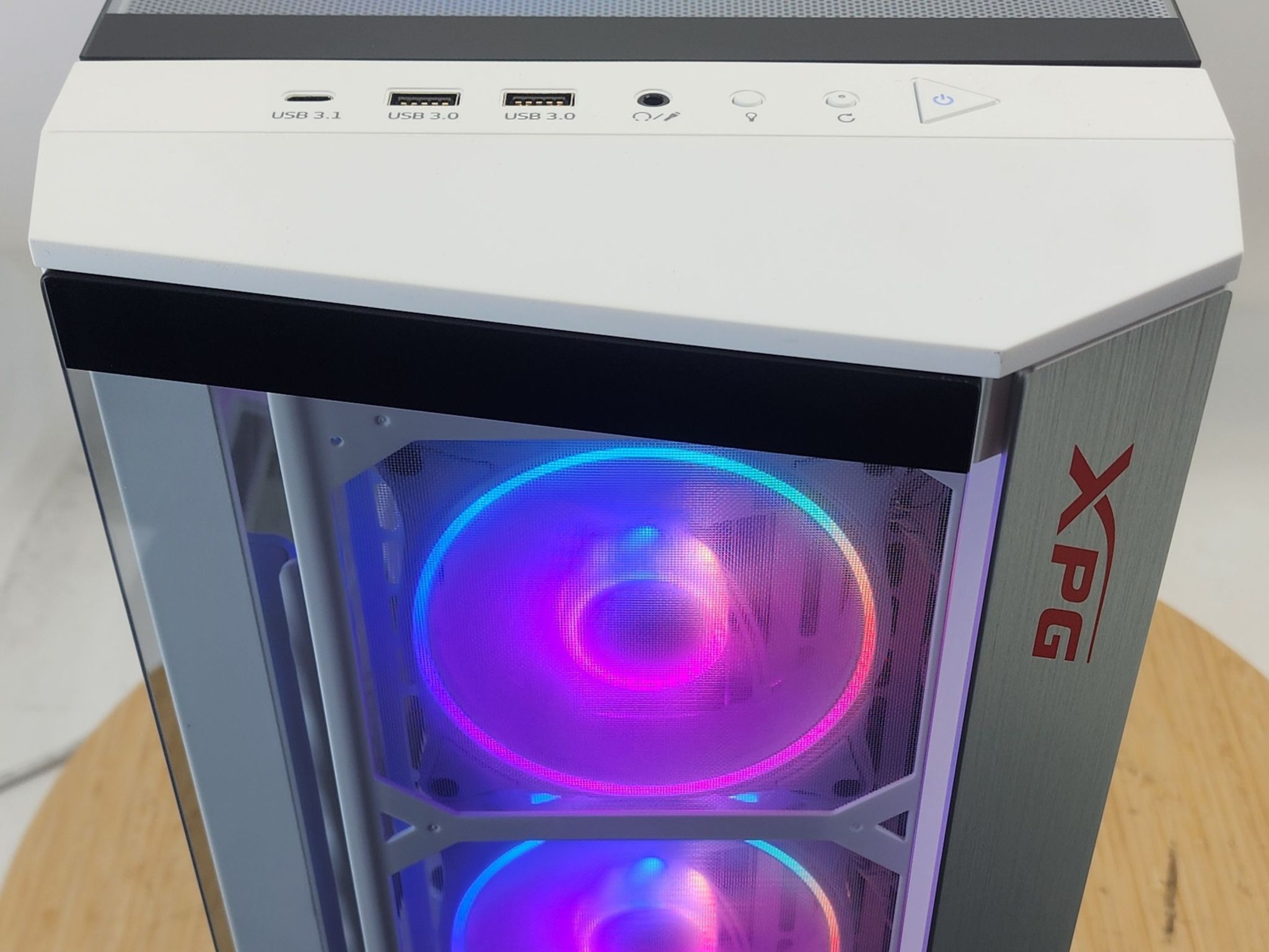 Gaming PC i7-13700KF 16GB RAM 1TB SSD RX 9060 XT 16GB Windows 11 Computer