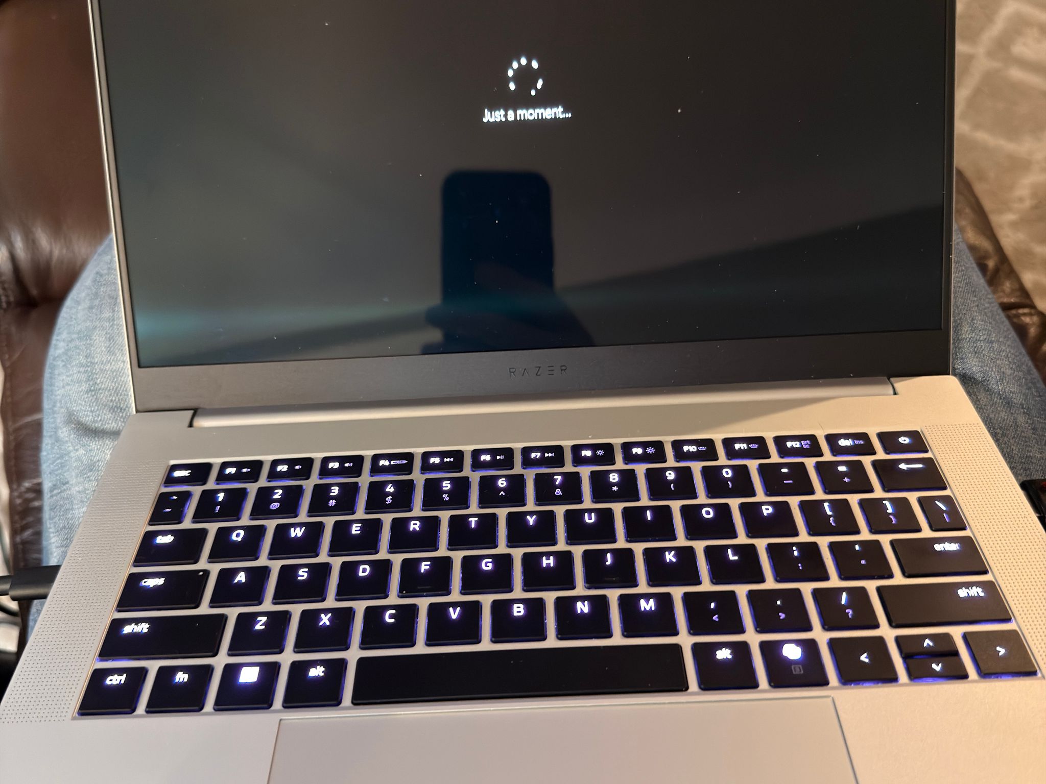 Razer Blade 14 2025 Silver - Ryzen AI 9 365 RTX 5070 8gb