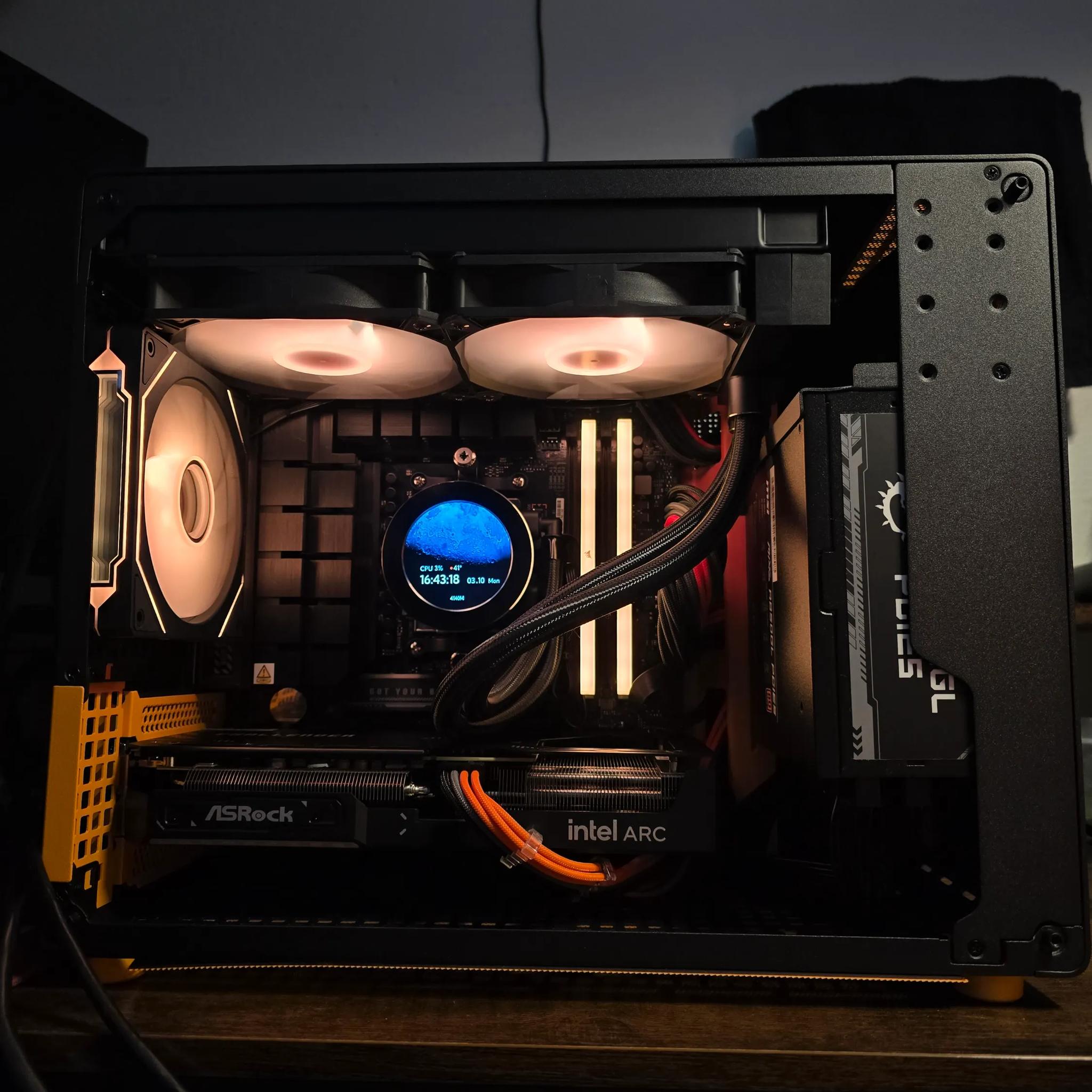 "Orange Ghost" (Clyde), Ryzen 9600x, Intel Arc B580, 32GB DDR5