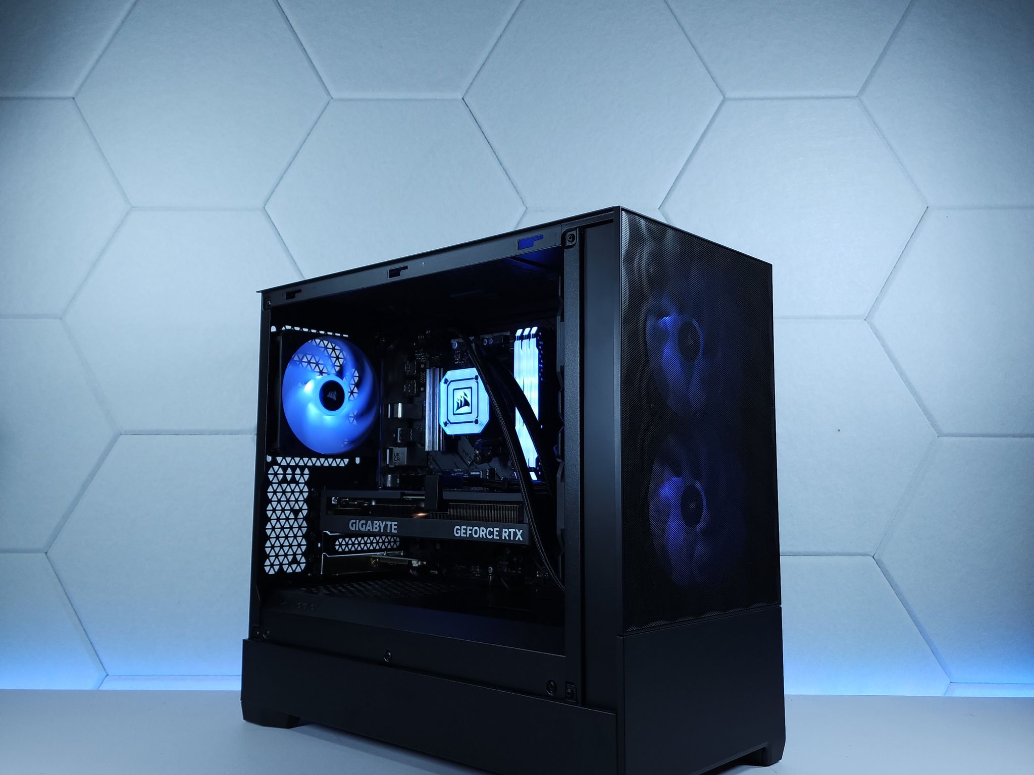 💙🖤RTX 4060Ti || Ryzen 7 5700X || 1TB NVMe || 24GB 3600MHz DDR4 || 1080p Gaming PC
