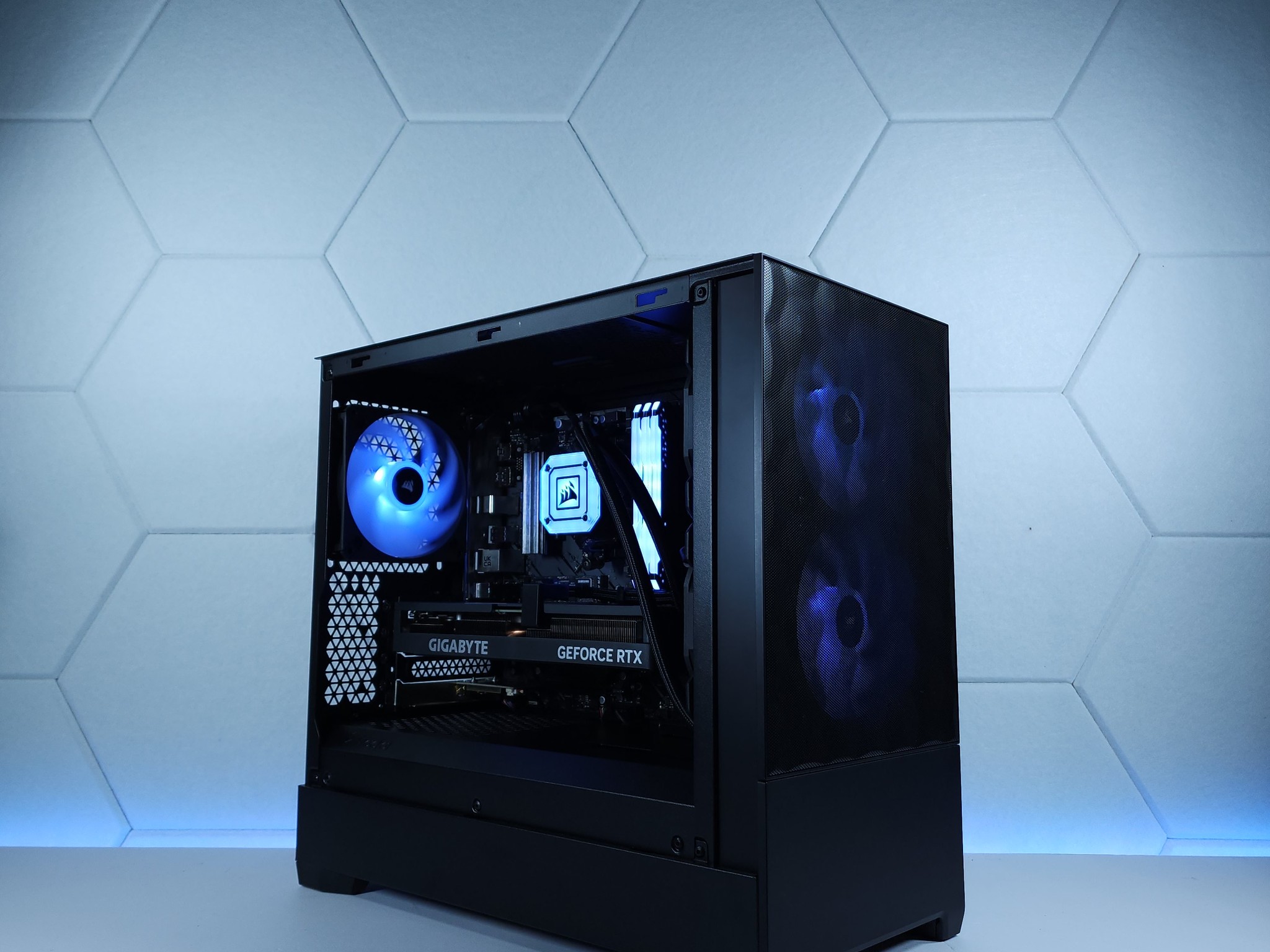 💙🖤RTX 4060Ti || Ryzen 7 5700X || 1TB NVMe || 24GB 3600MHz DDR4 || 1080p Gaming PC