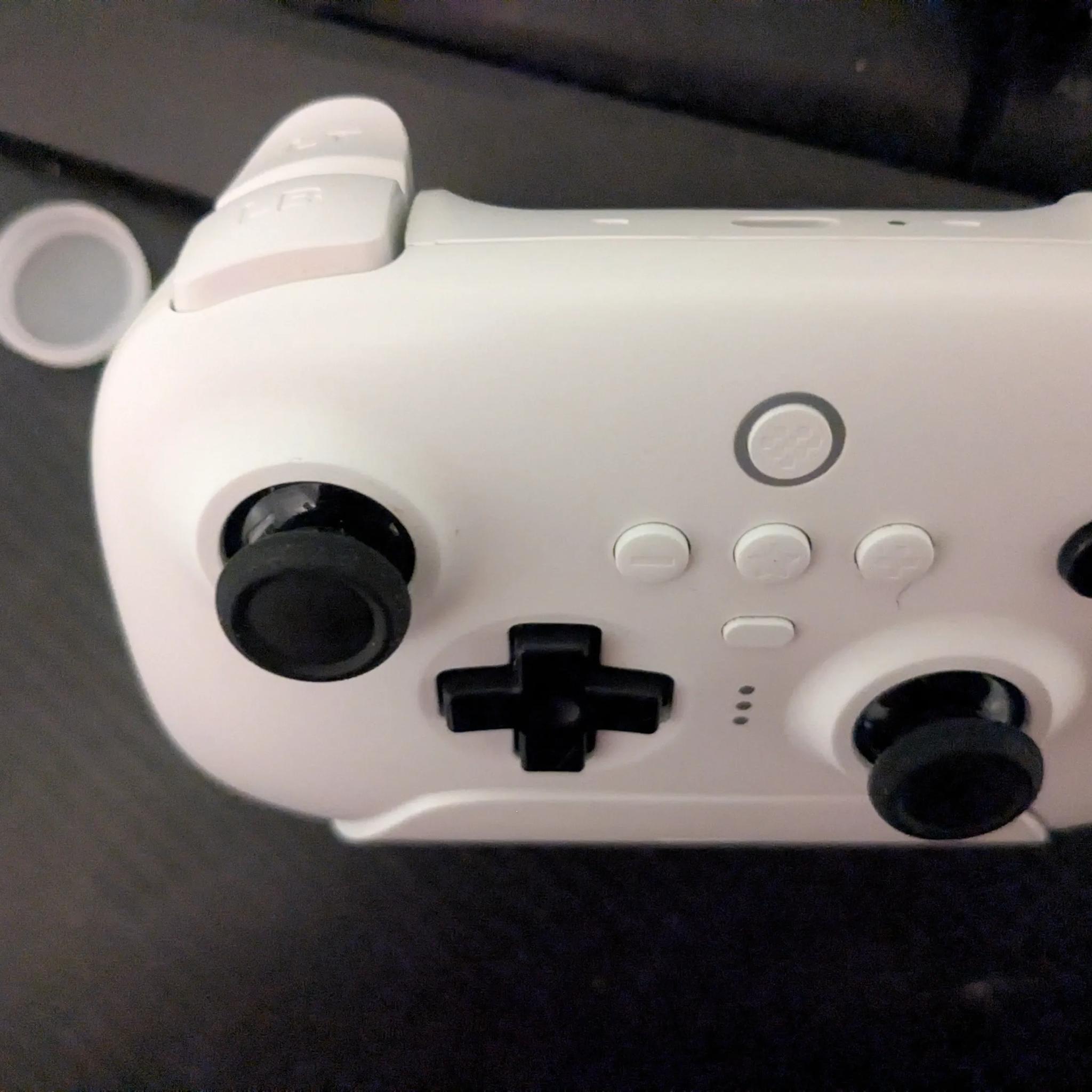 8bitdo Wireless Ultimate 2.4G in White