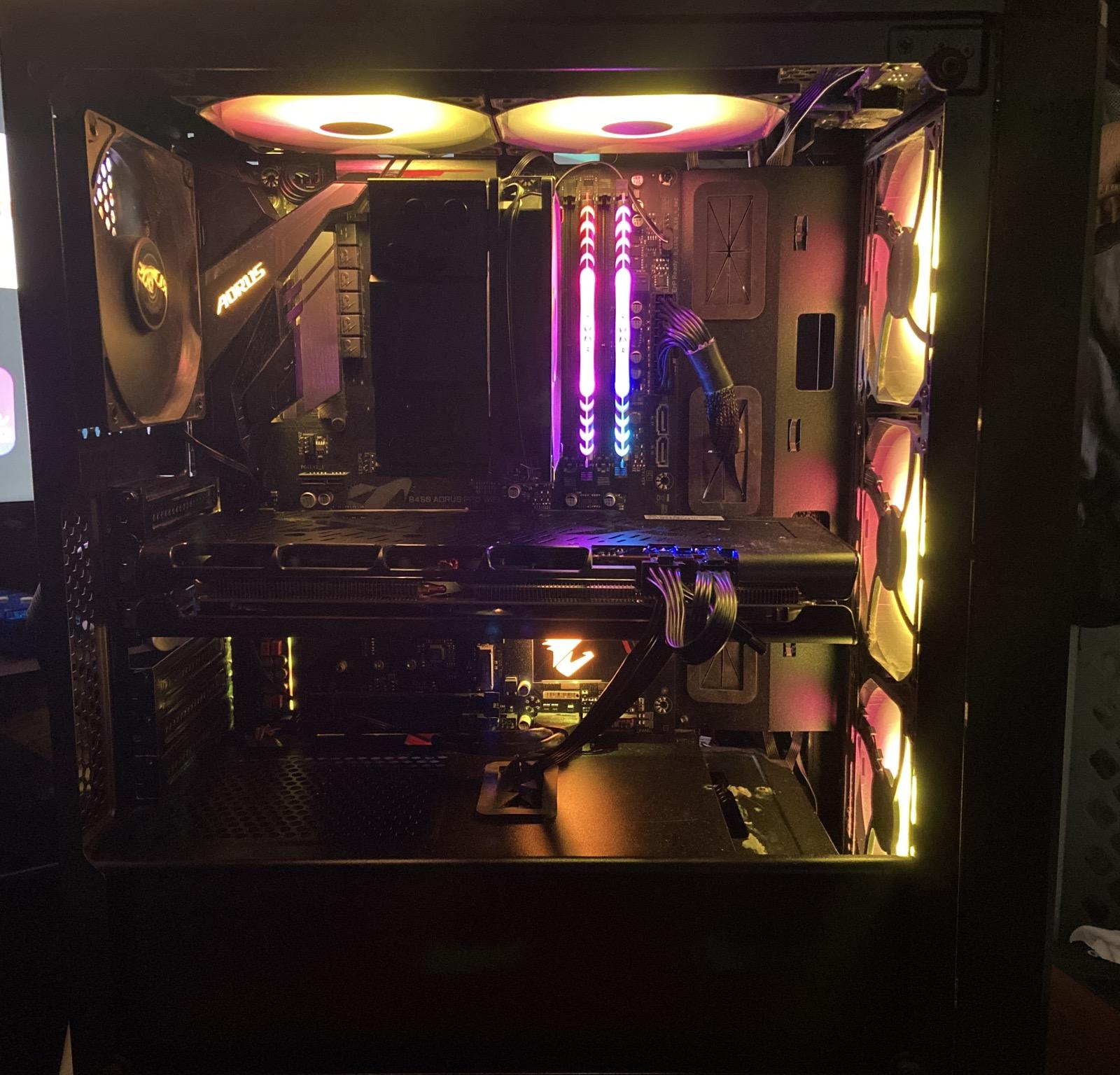 Gaming PC: Ryzen 7 2700x + Radeon Rx 5700xt|16gb Ram + 1tb SSD| B450 Aorus WIFI