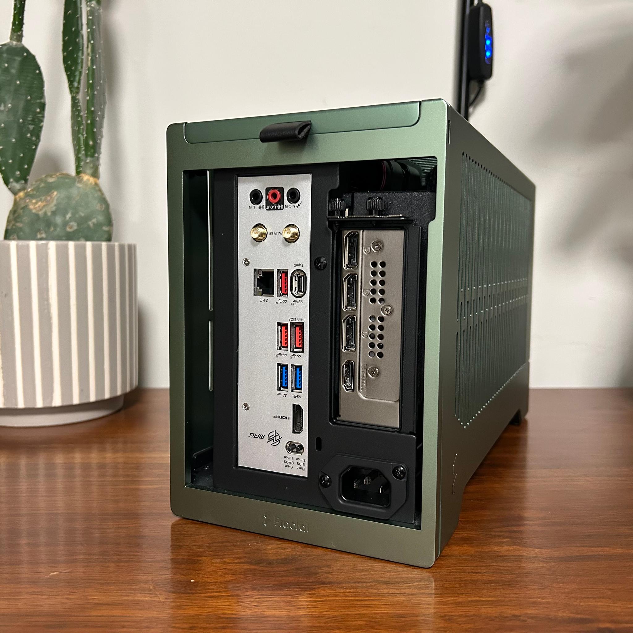 RTX 5070 | Ryzen 5 7600X3D | 32GB DDR5 | 2TB NVMe | Fractal Terra ITX | 750W Platinum