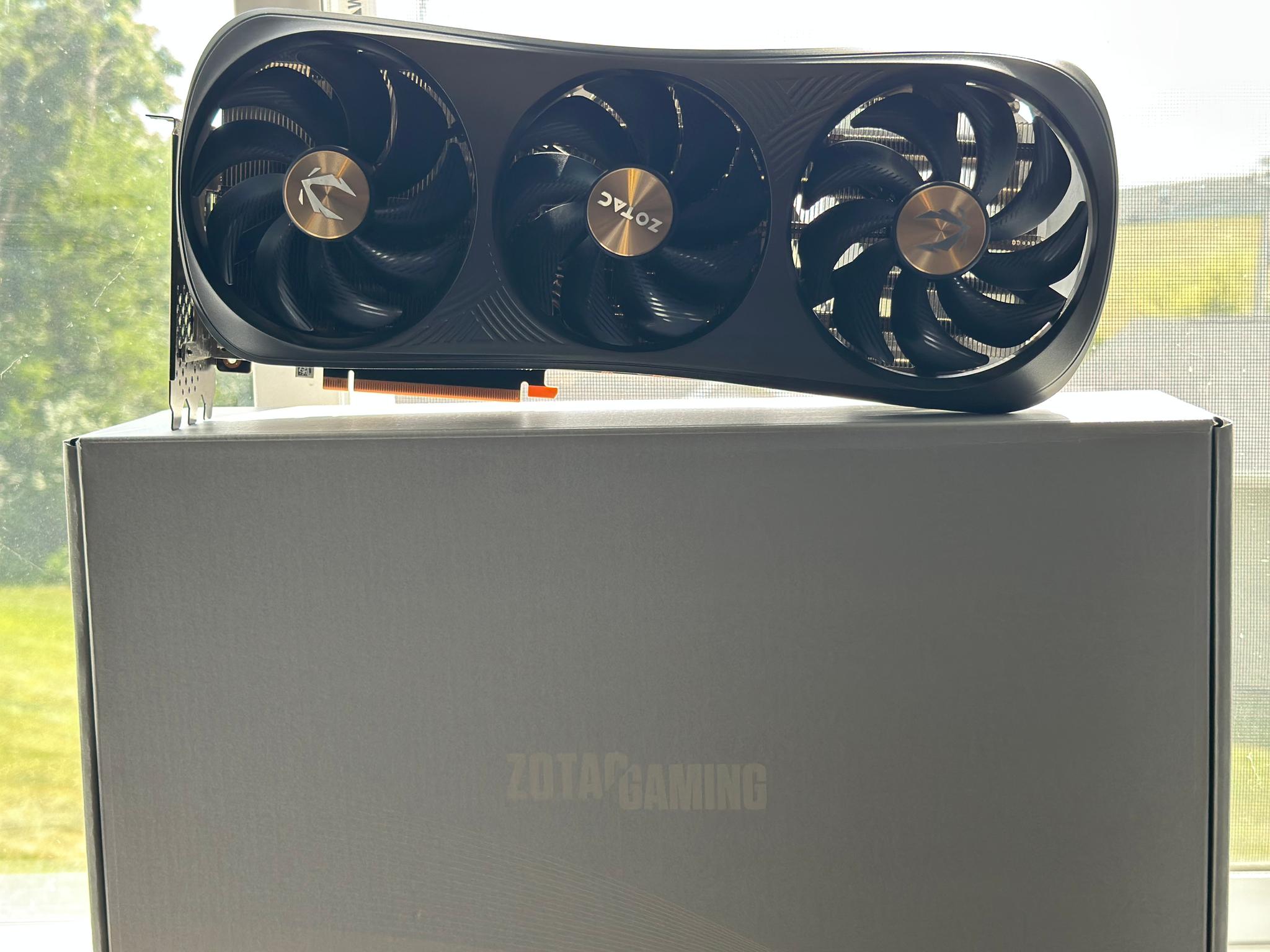 NVIDIA GeForce RTX 4080 SUPER - Image 3