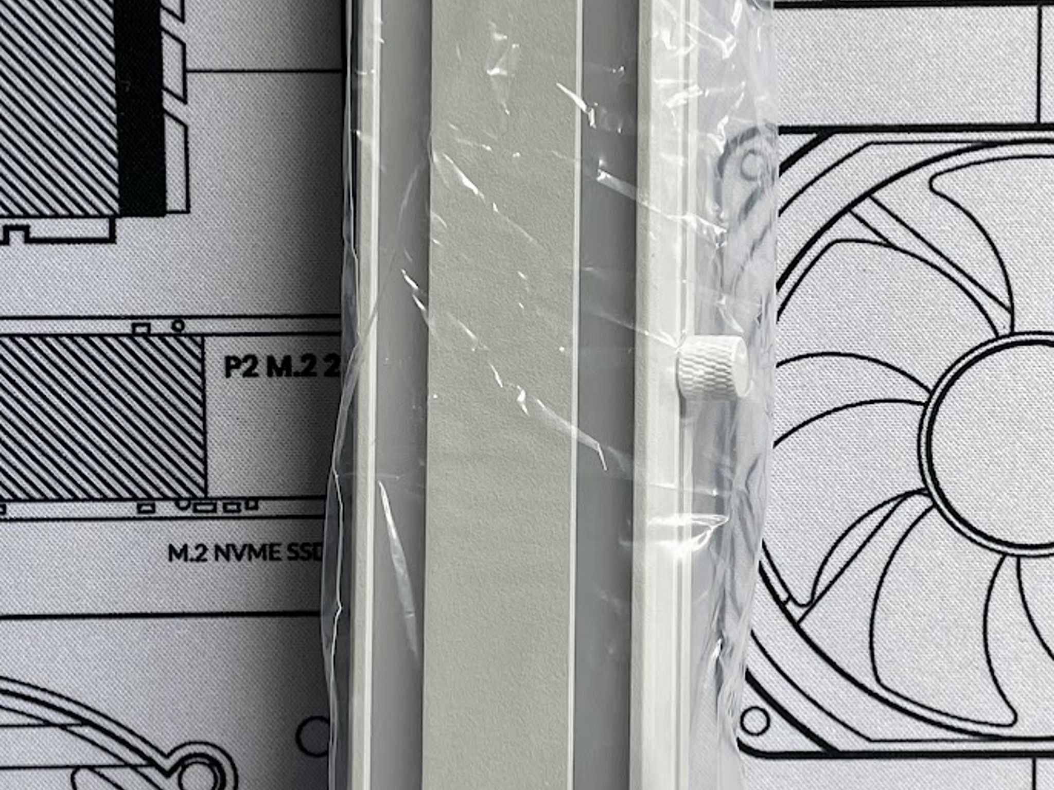 iHTP 5V 3-Pin White ARGB GPU Anti-Sag Brace Holder