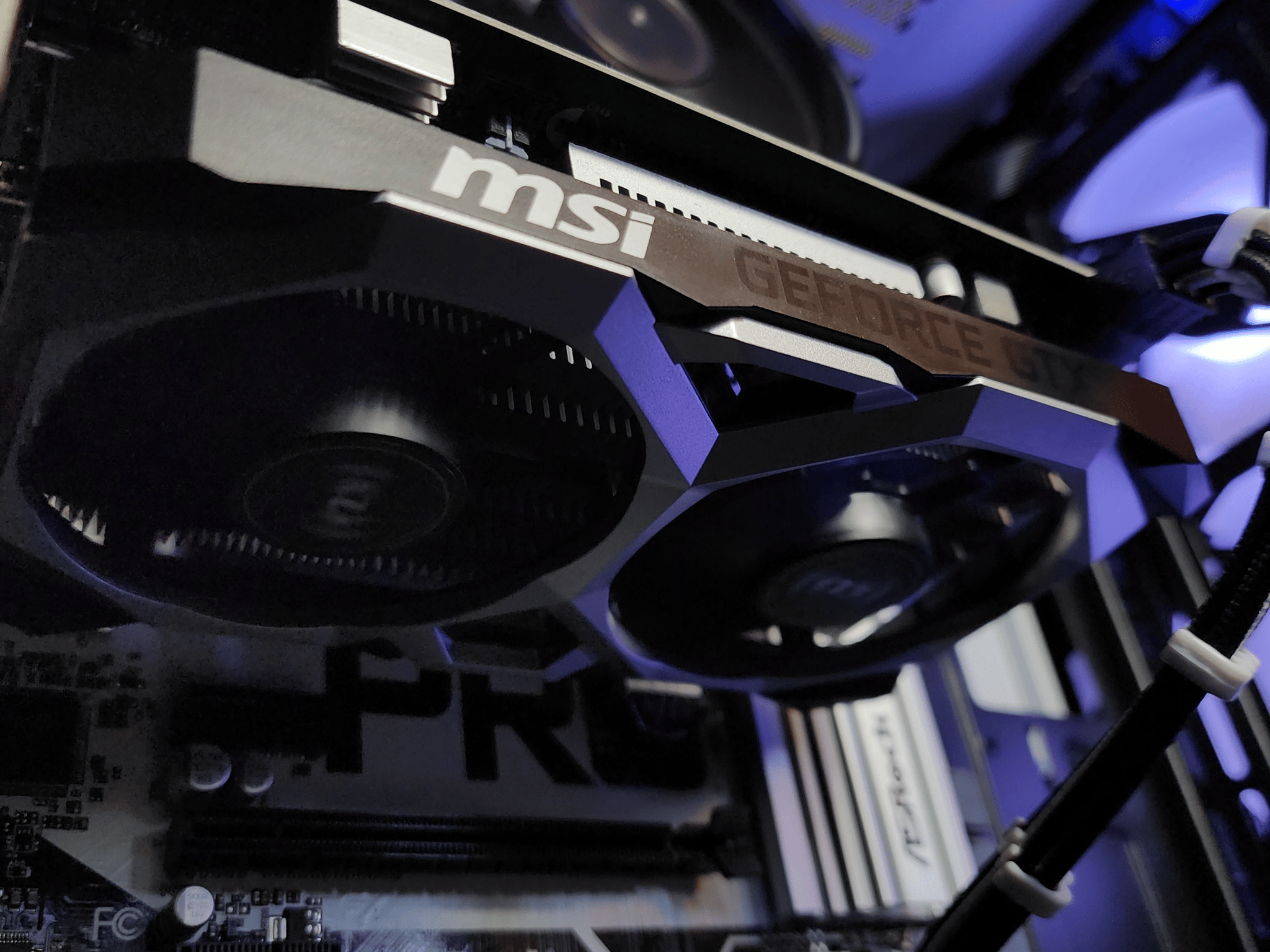 ⚫️💀⚫️ AMD Ryzen 3 1200AF 4-Core //  MSI GeForce GTX 1650 4GB // TCreate 16GB 2666MHz*
