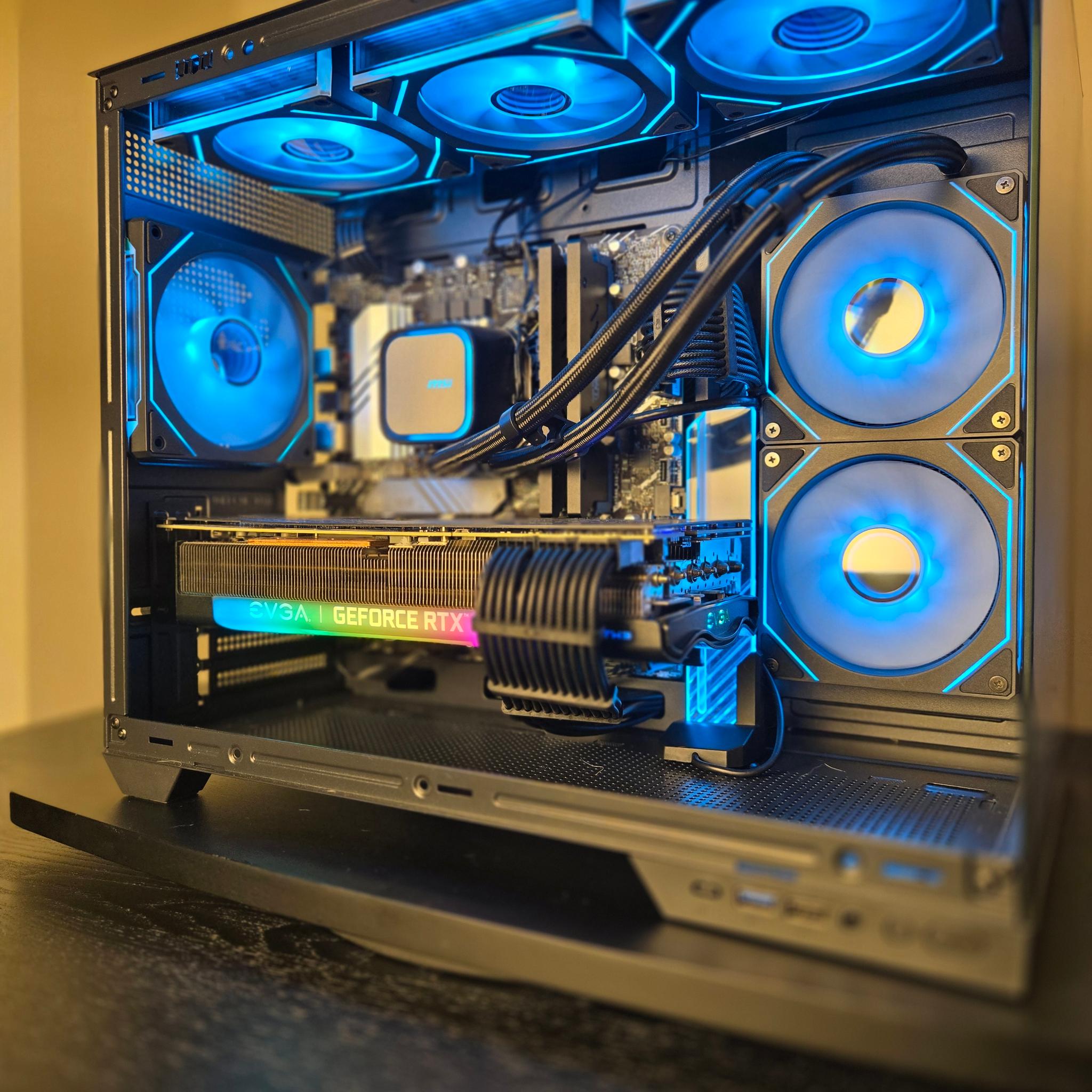 RTX 3080 10gb | i5 13600K | 32gb DDR5 | 1tb Storage