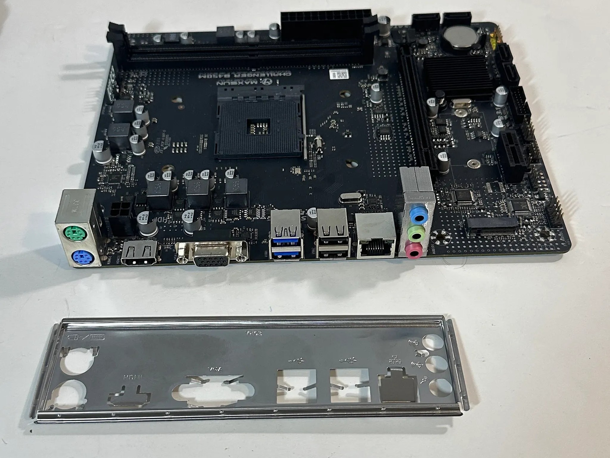 Maxsun Challenger B450M AM4 Micro ATX Motherboard W/ Box and Accessories