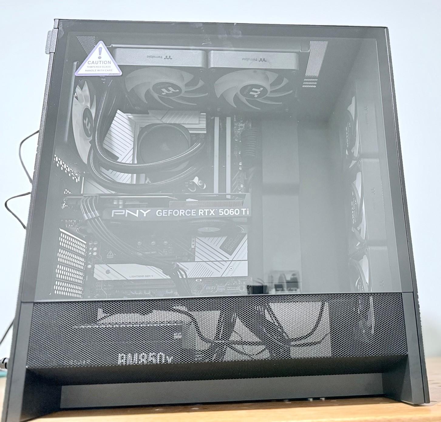 Gaming PC RTX 5060 TI 16 GB