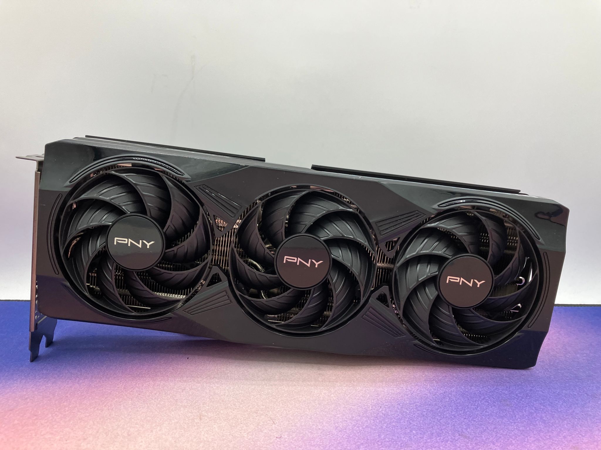 PNY GeForce RTX 5070 Overclocked Triple Fan