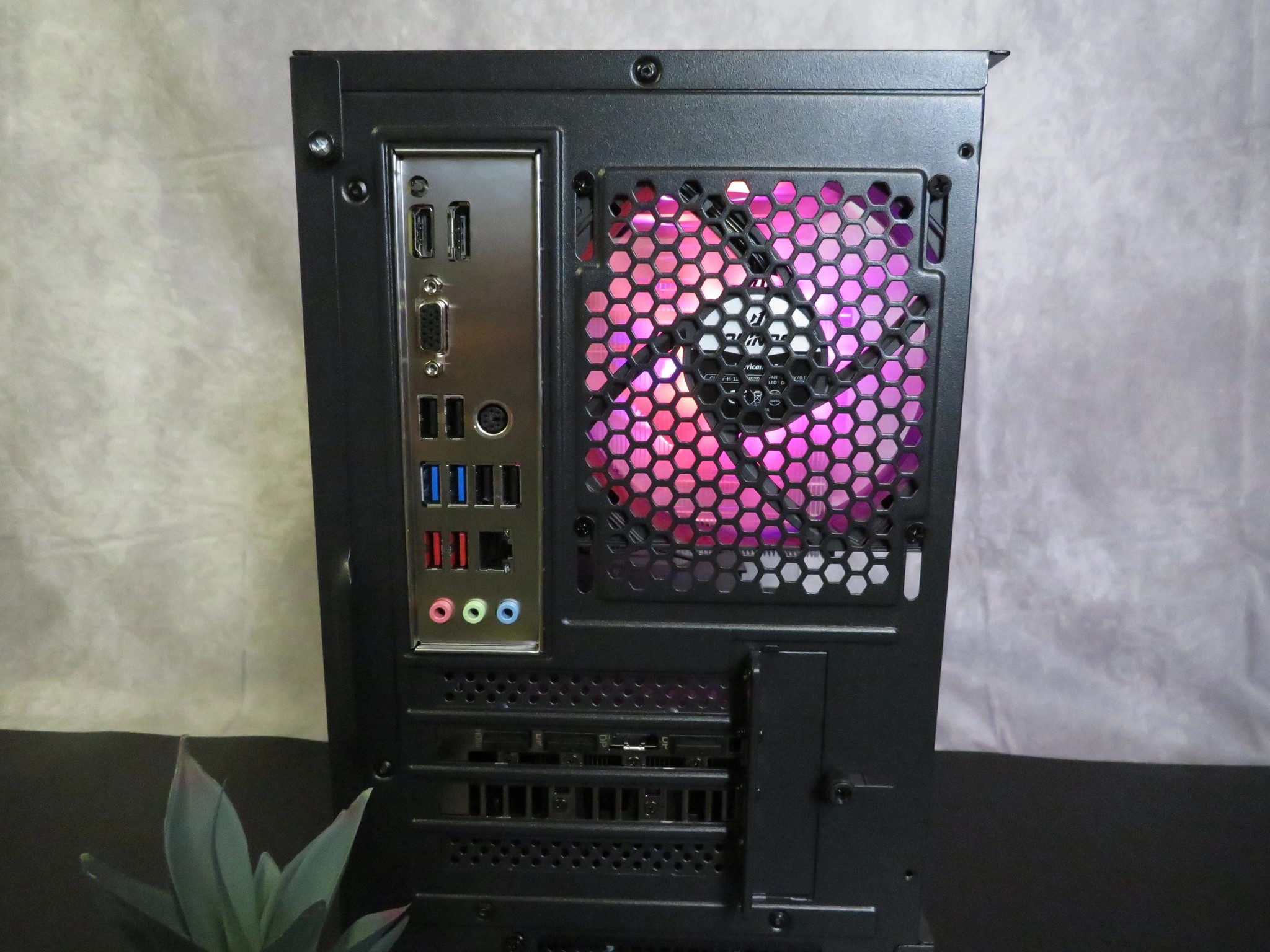 Latest Gen EVERYTHING! Ryzen 5 9600X + RTX 5060 + 16 GB DDR5 + 1 TB NVME