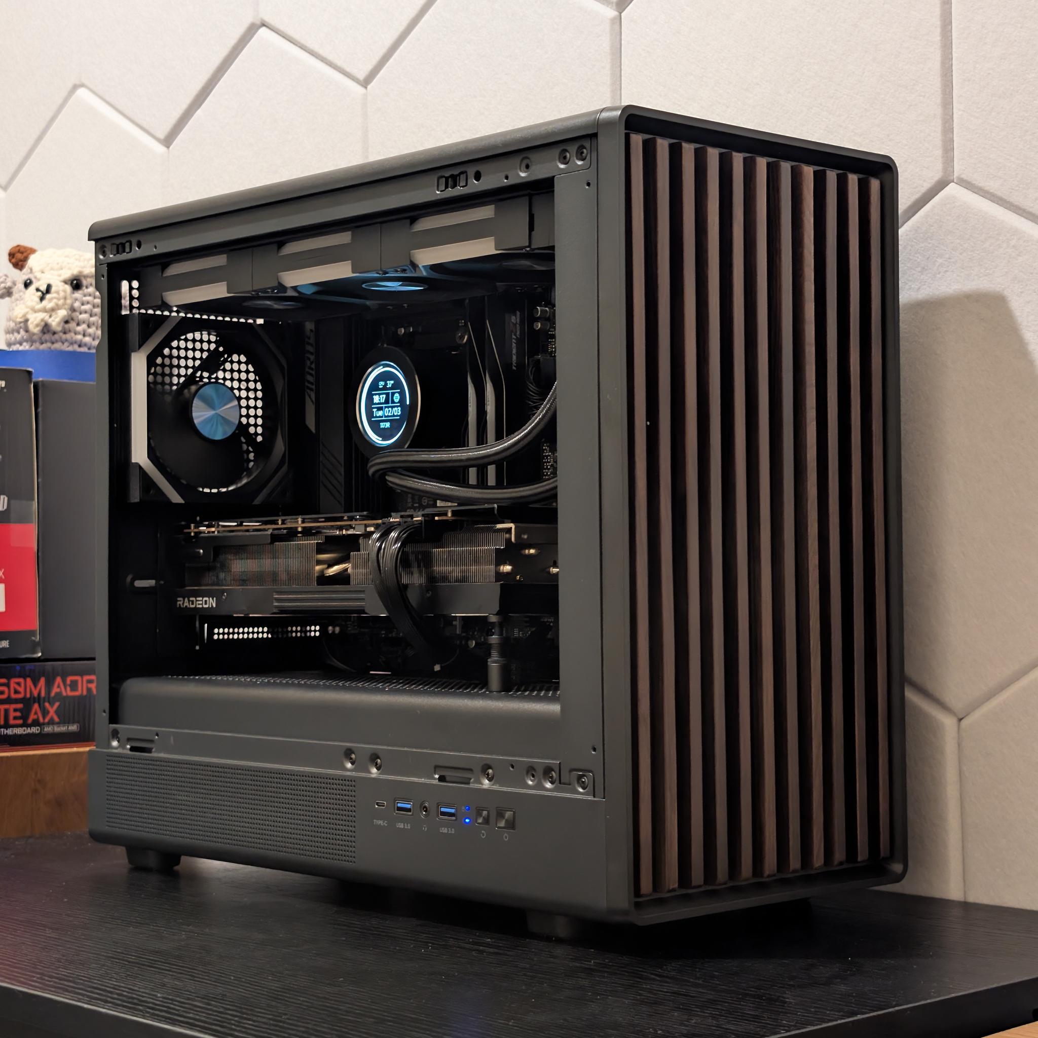 🐦‍⬛🪵4K Gaming Beast | RX 7900XTX | Ryzen 7 7800X3D | 2TB SSD | 32GB RAM | WiFi 6 & BT🪵🐦‍⬛